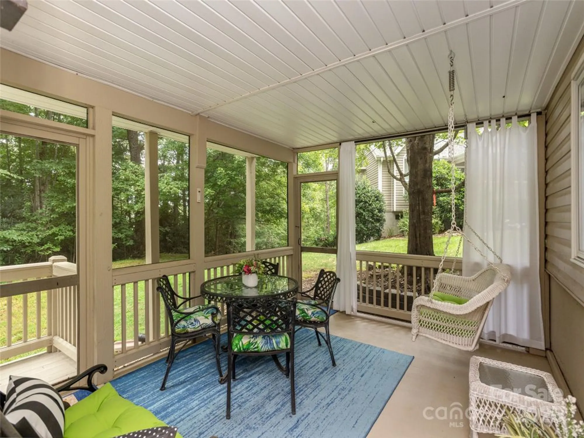 Property Slideshow image 39 of 48 | 210 black oak ln, Hendersonville, NC, 28791