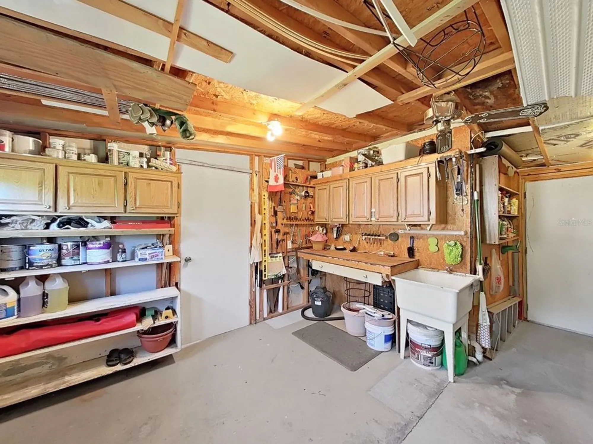 Property Slideshow image 35 of 44 | 1758 fox hill dr, Lakeland, FL, 33810