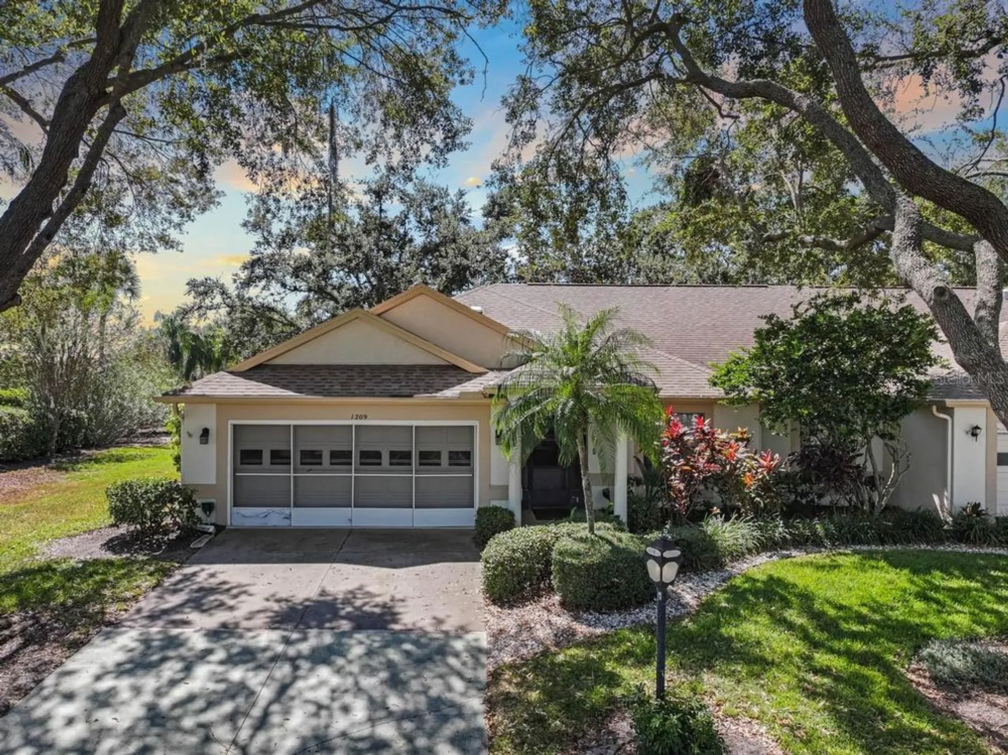 Property Slideshow image 1 of 54 | 1209 litchfield dr # 42, Sun City Center, FL, 33573