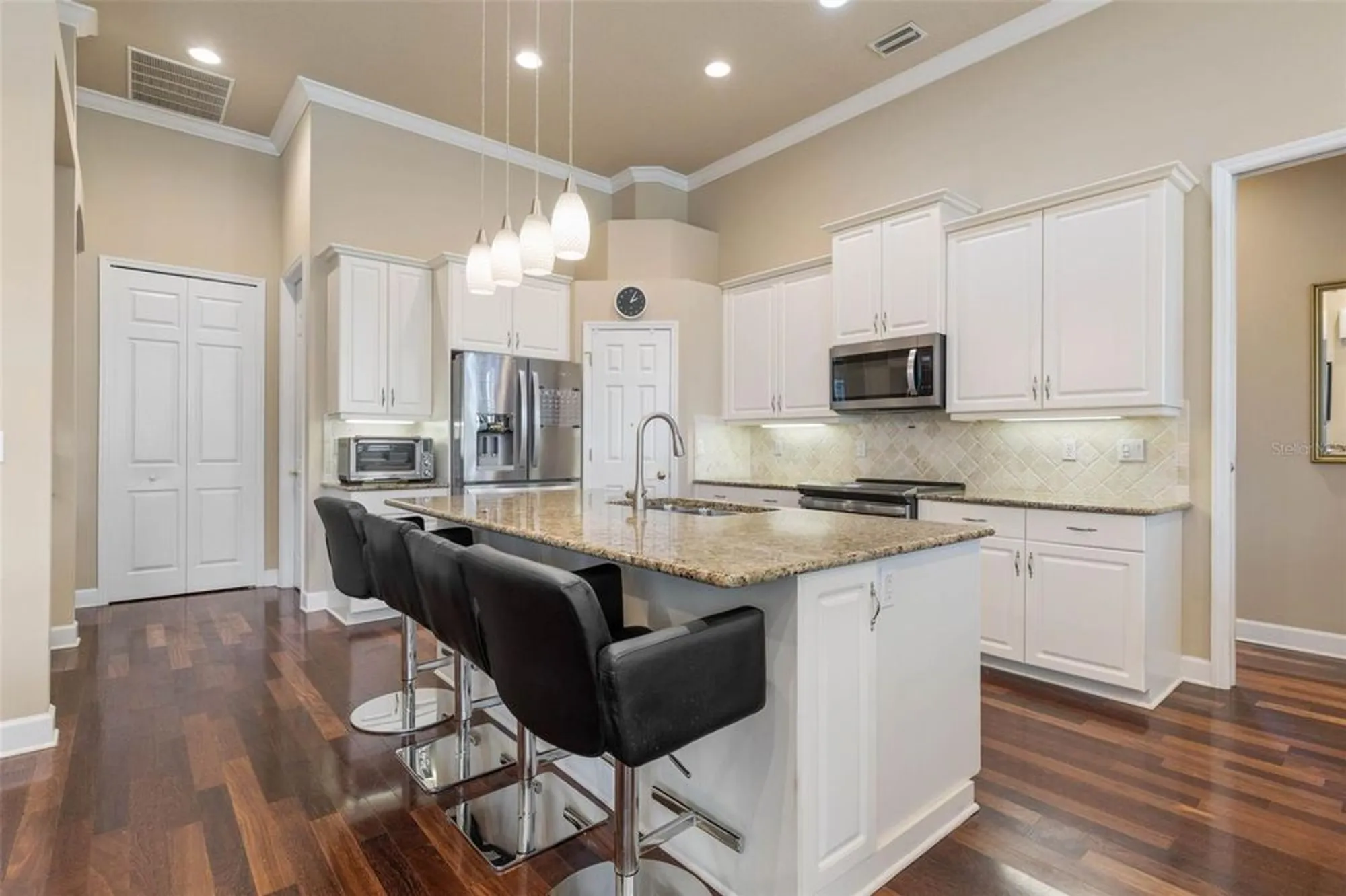 Property Slideshow image 9 of 100 | 815 westlake dr, Ormond Beach, FL, 32174