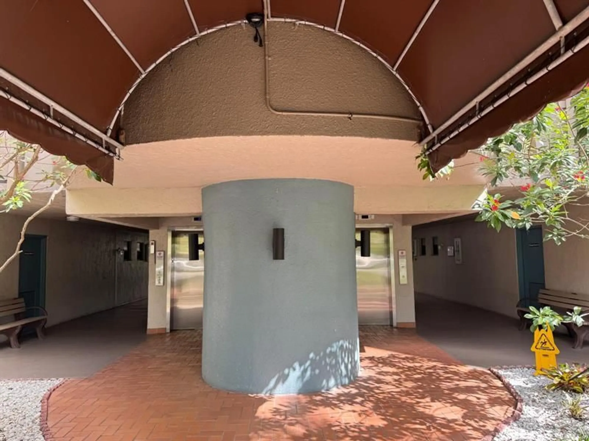 Property Slideshow image 42 of 60 | 900 colony point cir 407, Pembroke Pines, FL, 33026