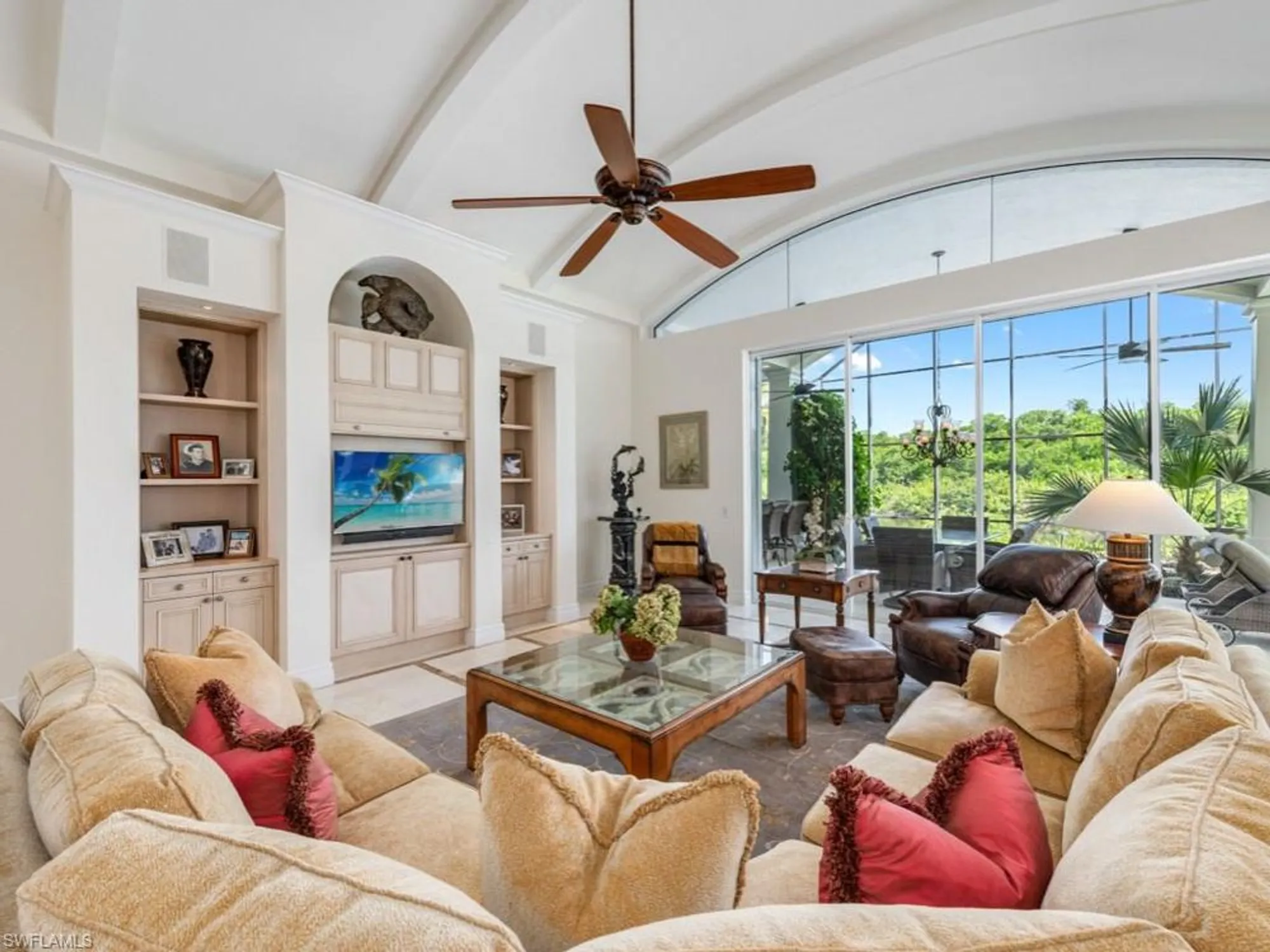 Property Slideshow image 13 of 50 | 26271 woodlyn dr, Bonita Springs, FL, 34134