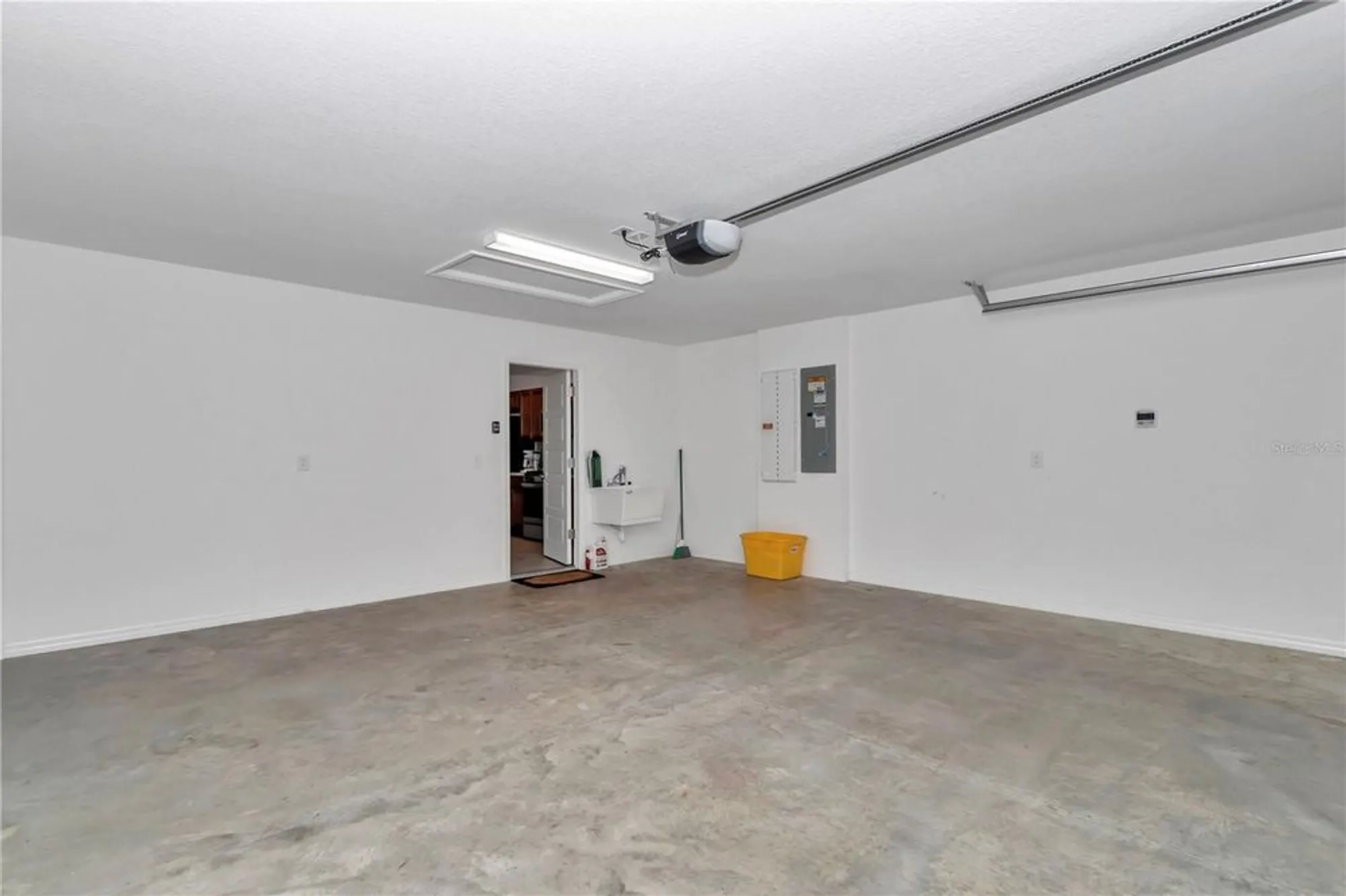 Property Slideshow image 32 of 38 | 6223 atkinson ln, The Villages, FL, 32163