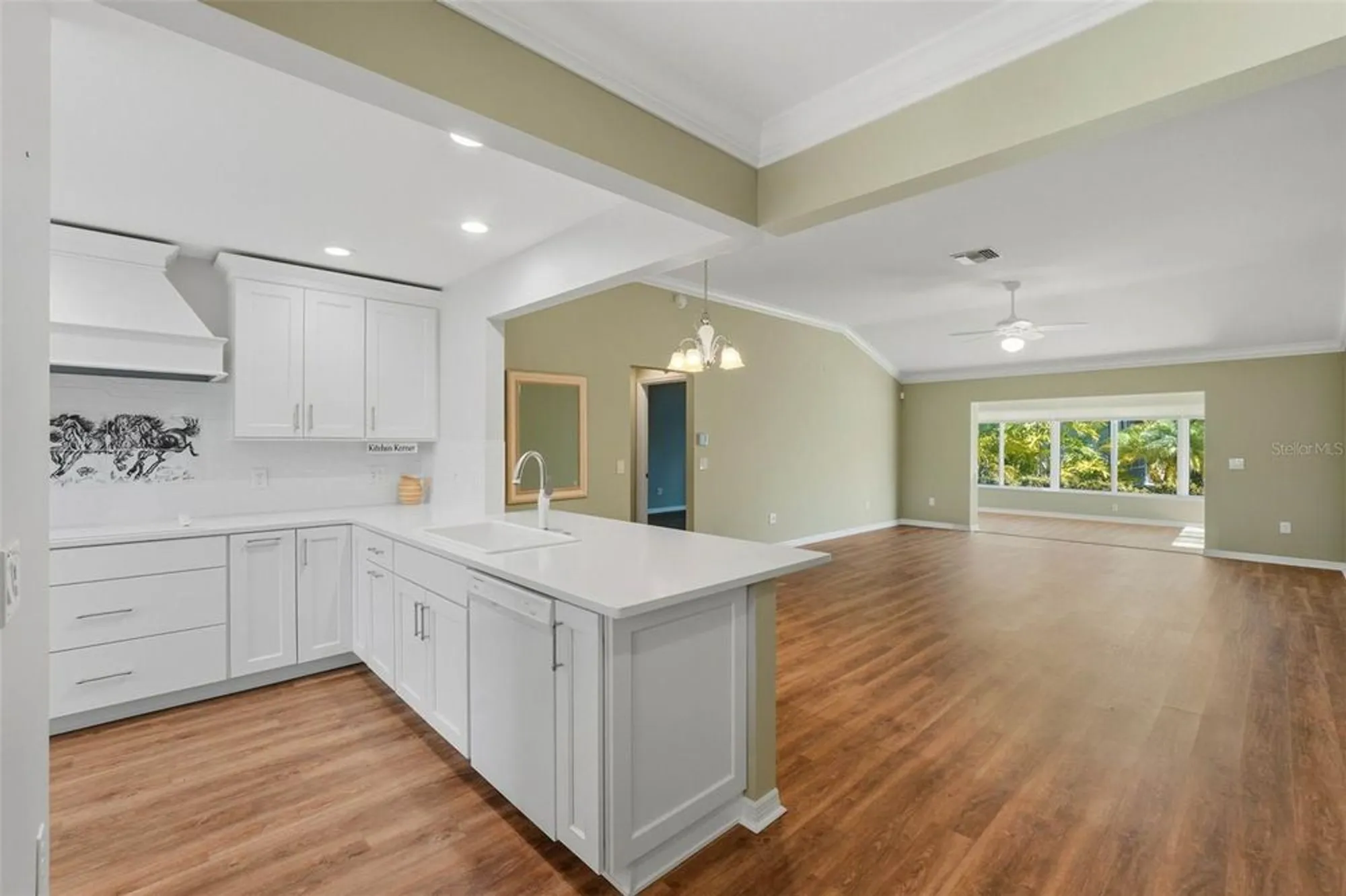 Property Slideshow image 9 of 42 | 2895 apache ct, The Villages, FL, 32163