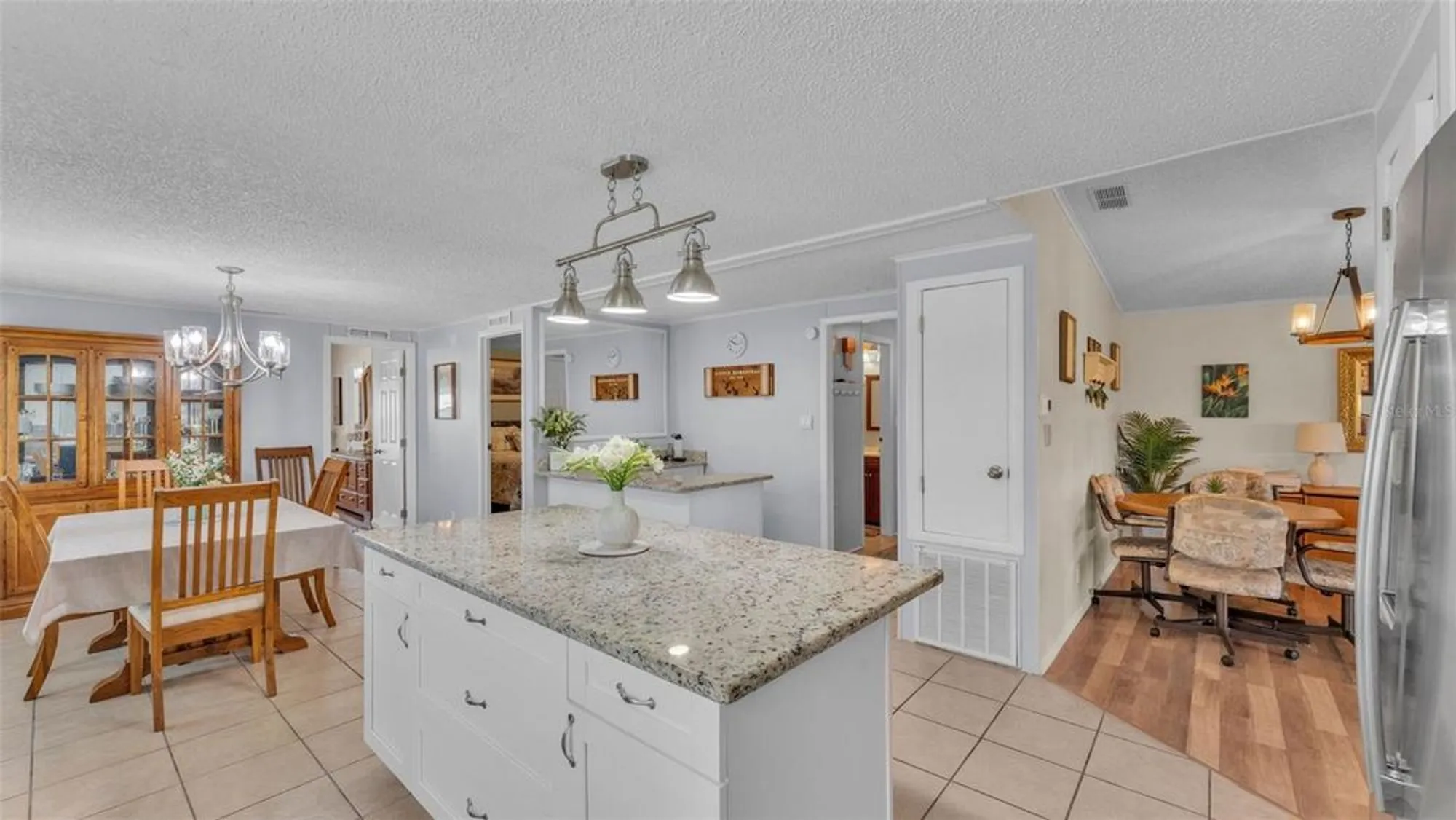 Property Slideshow image 7 of 48 | 3279 pebble bend dr, Lakeland, FL, 33810