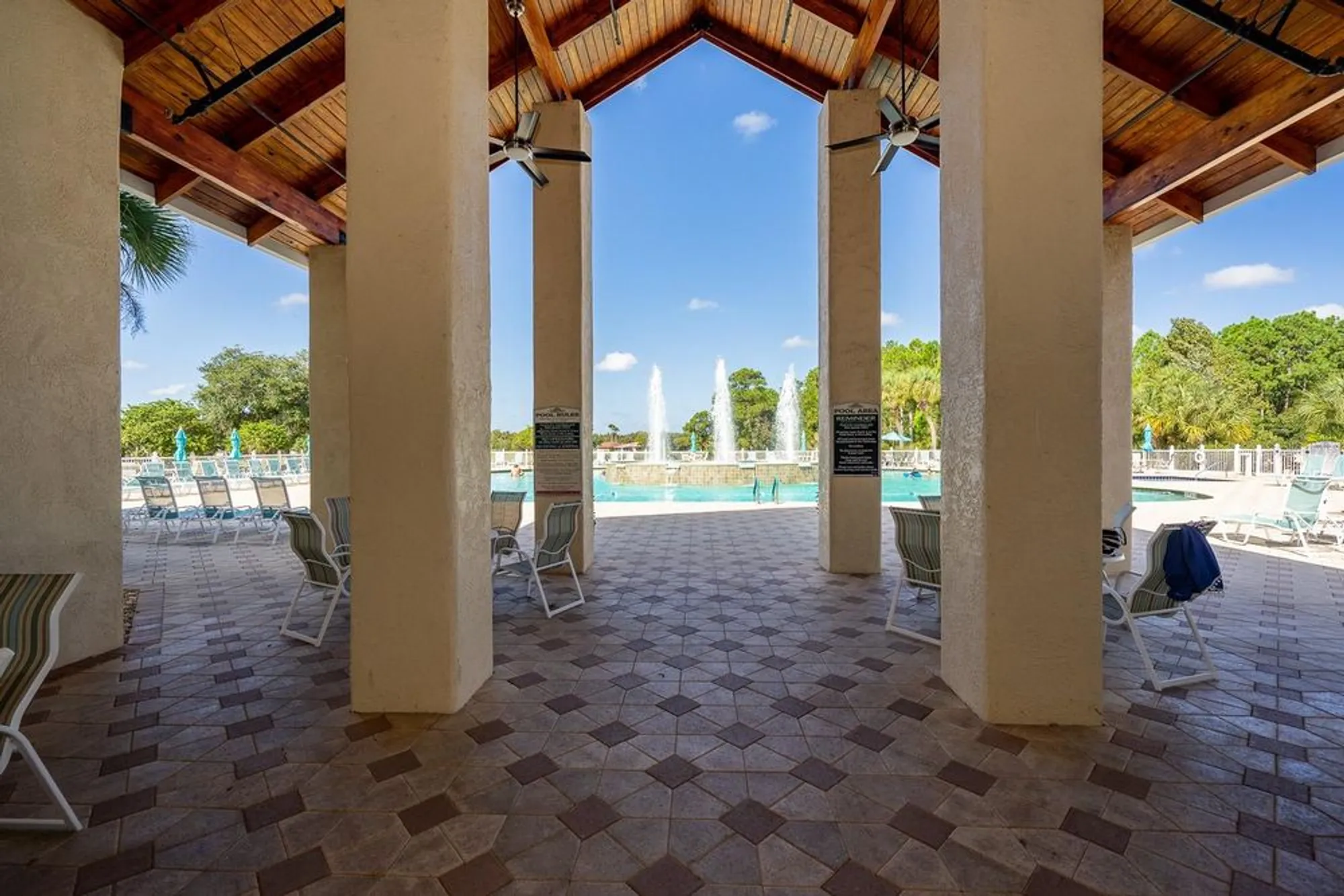 Property Slideshow image 55 of 73 | 29290 grass bunker dr, San Antonio, FL, 33576