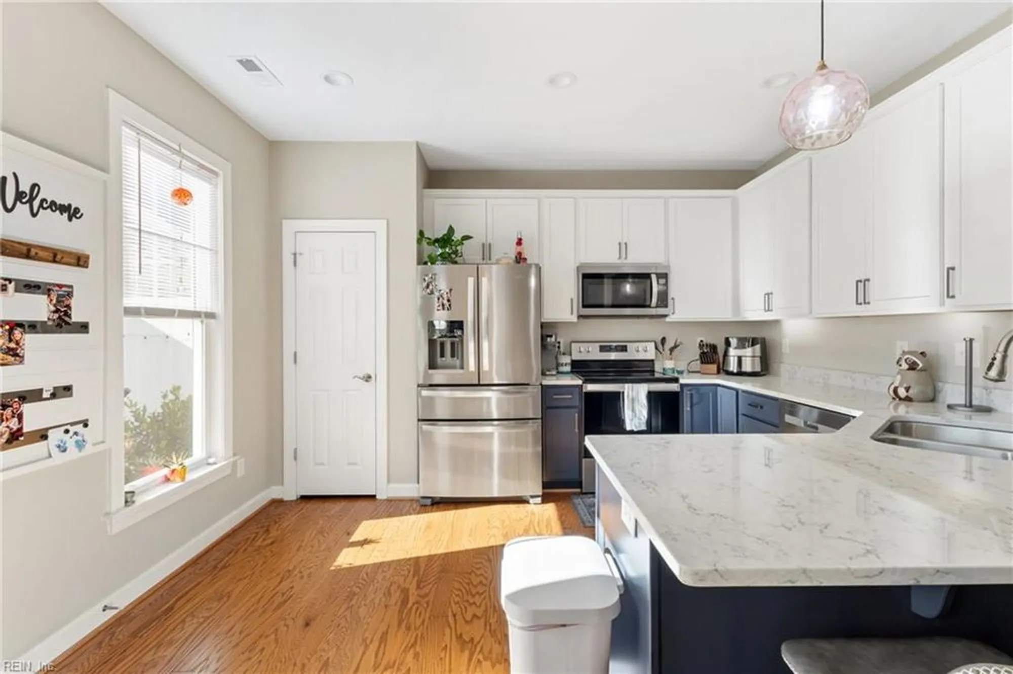 Property Slideshow image 9 of 26 | 1022 holmes ct, Williamsburg, VA, 23188