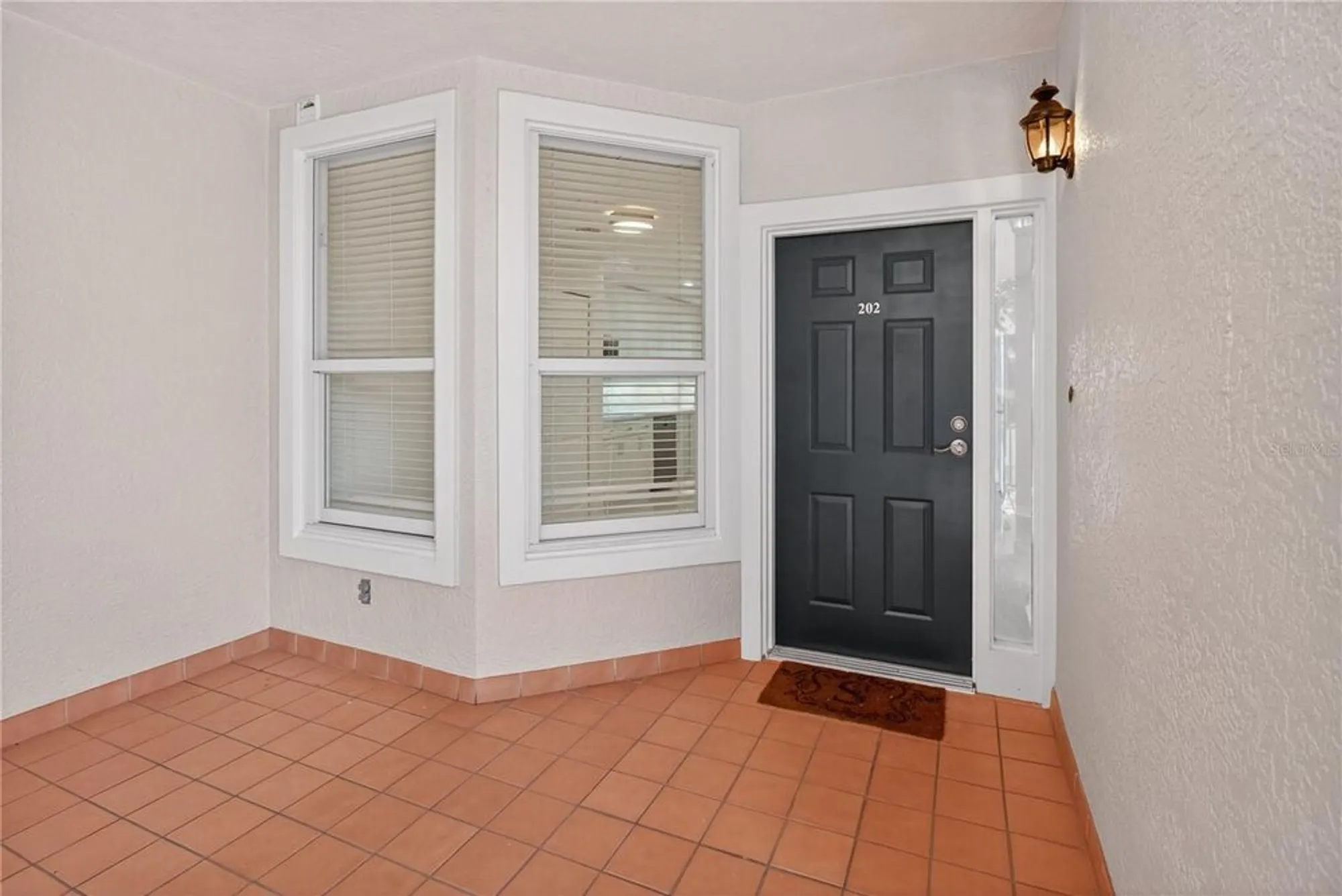 Property Slideshow image 3 of 59 | 5430 eagles point cir 202, Sarasota, FL, 34231