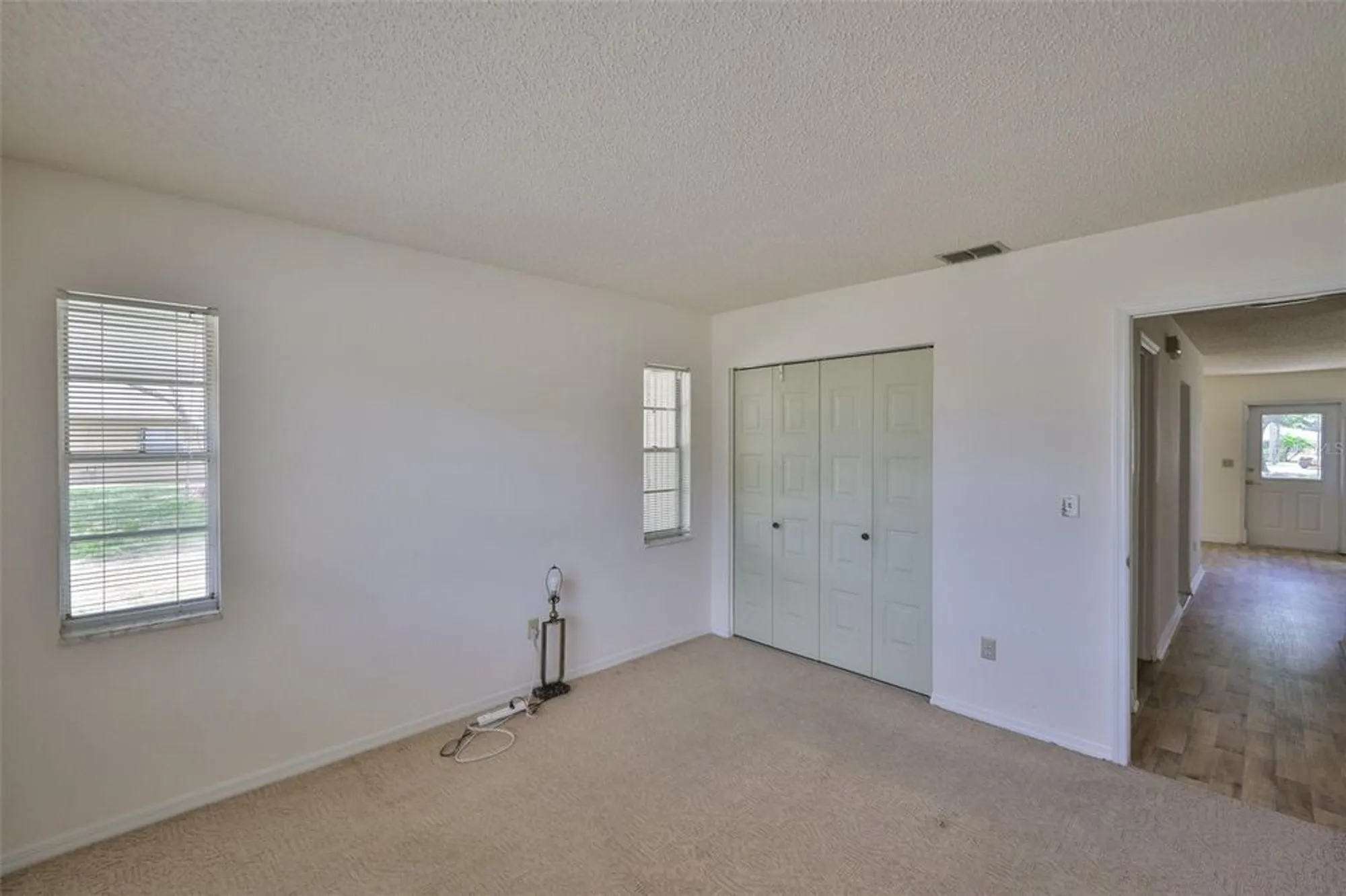 Property Slideshow image 27 of 54 | 1904 canterbury ln 18, Sun City Center, FL, 33573