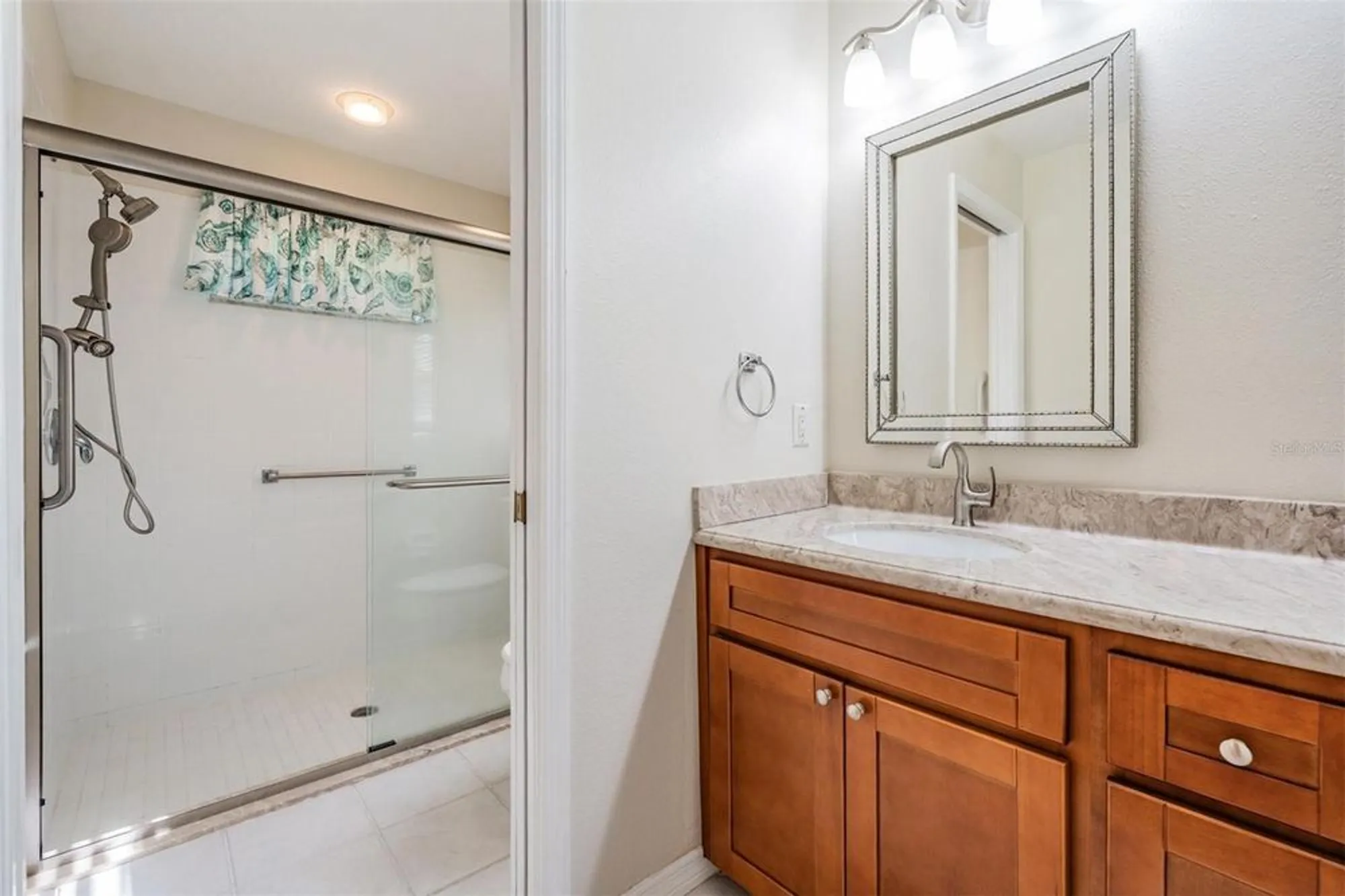 Property Slideshow image 14 of 49 | 1143 dustan pl, Trinity, FL, 34655