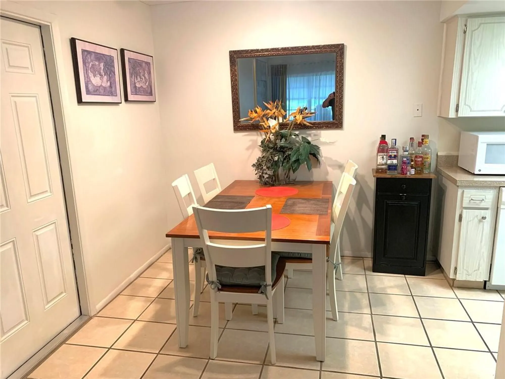 Property Slideshow image 12 of 27 | 2711 sherbrooke ln b, Palm Harbor, FL, 34684