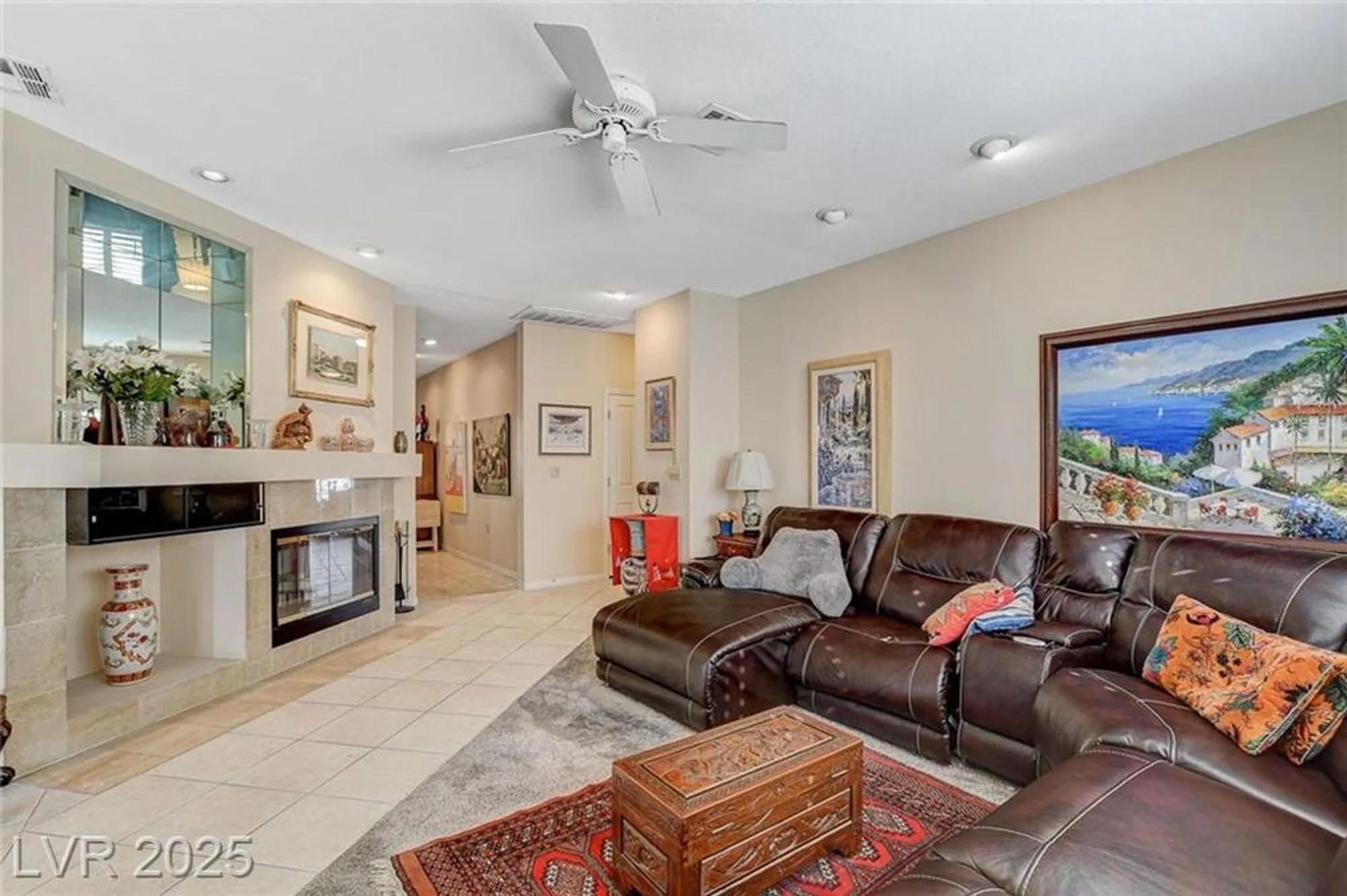 Property Slideshow image 8 of 63 | 352 mill hollow rd, Las Vegas, NV, 89107