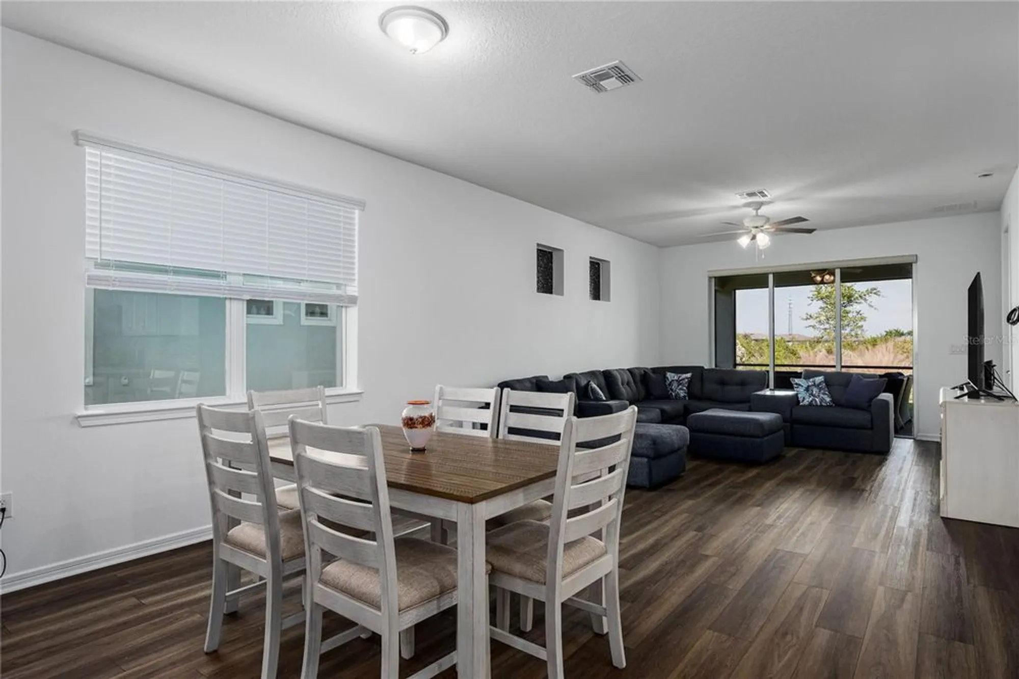 Property Slideshow image 9 of 40 | 10641 spring tide way, Parrish, FL, 34219