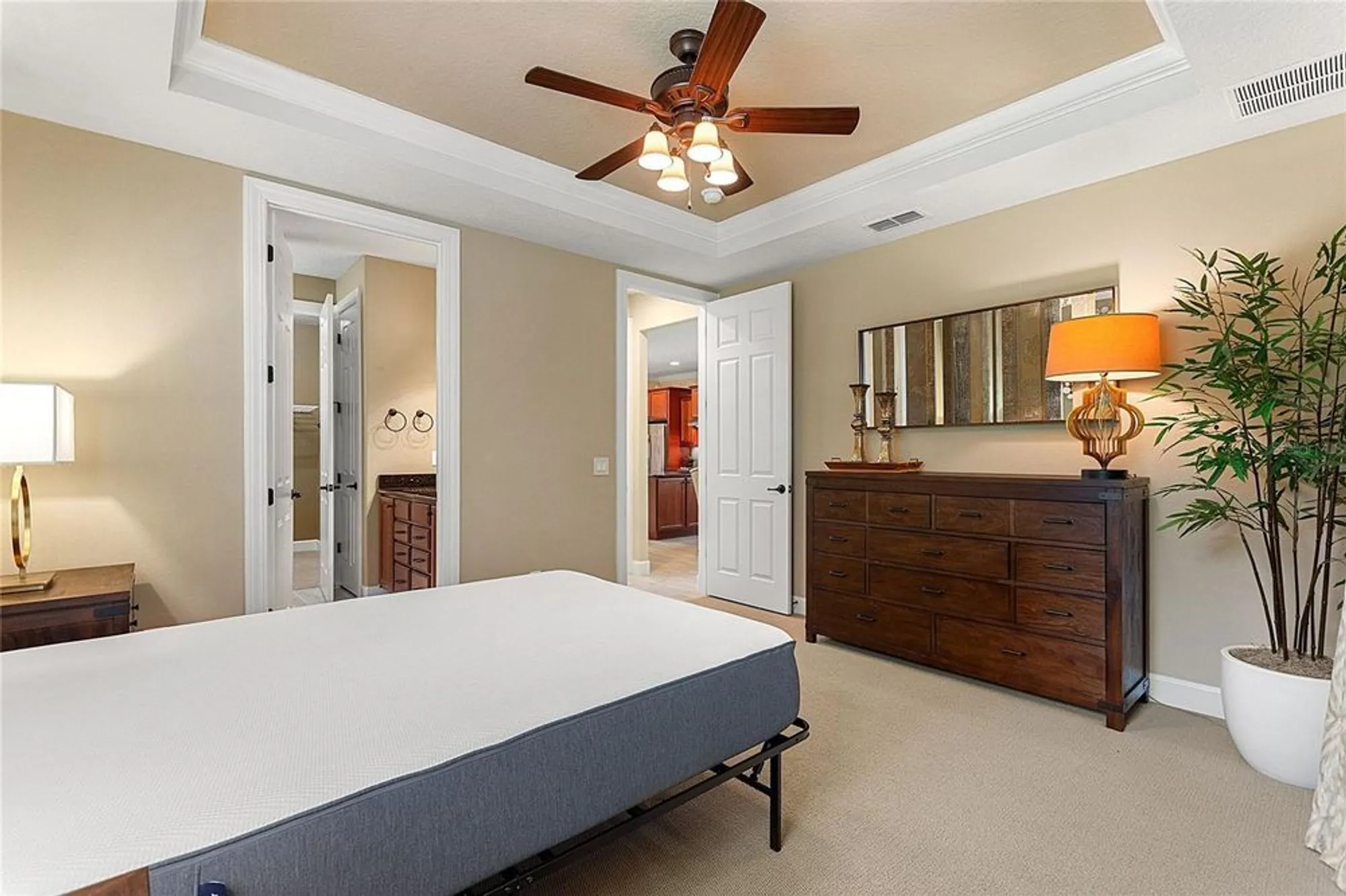 Property Slideshow image 33 of 86 | 513 san sebastian ct, Davenport, FL, 33837