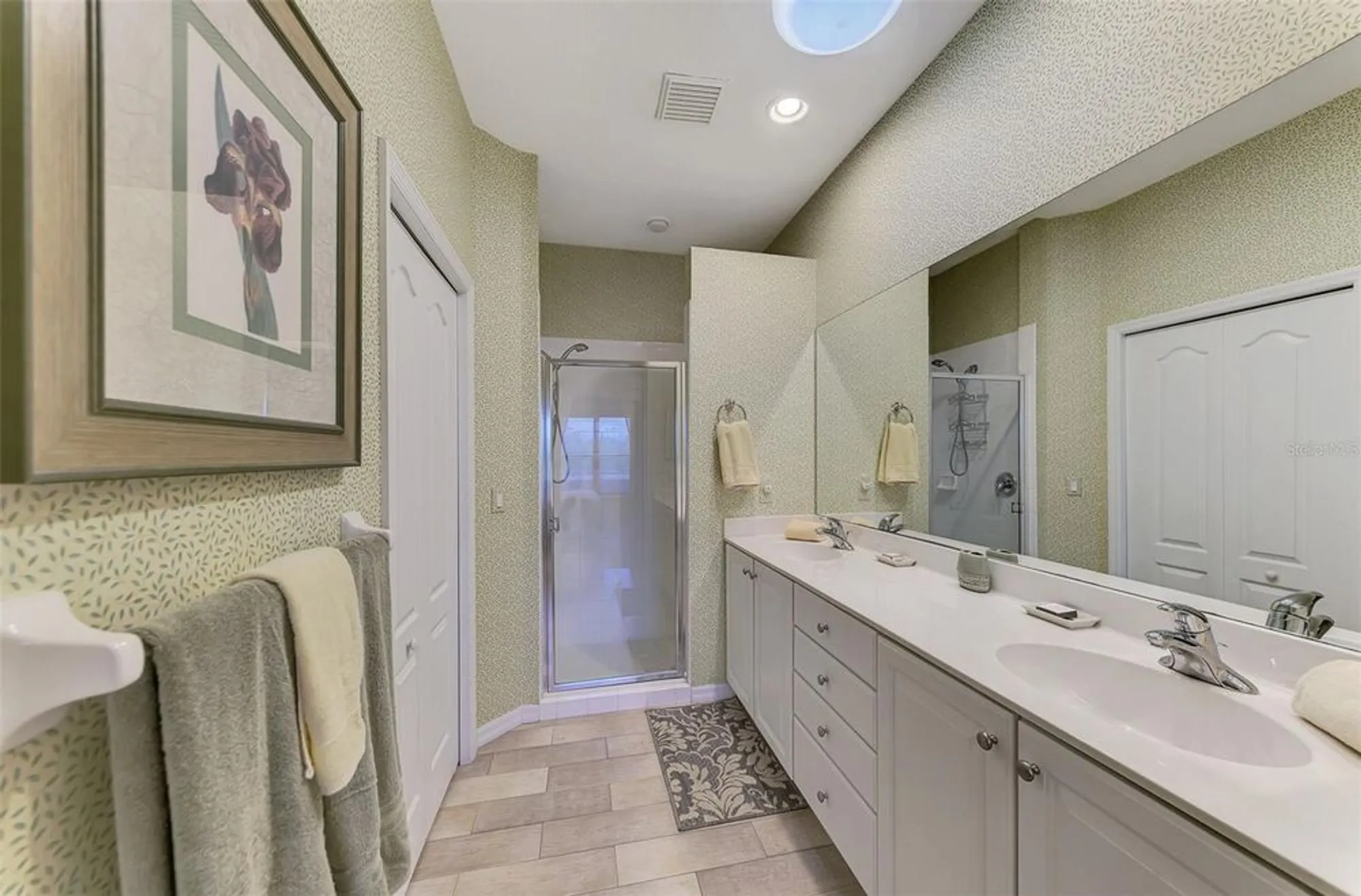 Property Slideshow image 31 of 51 | 4259 whispering oaks dr, North Port, FL, 34287