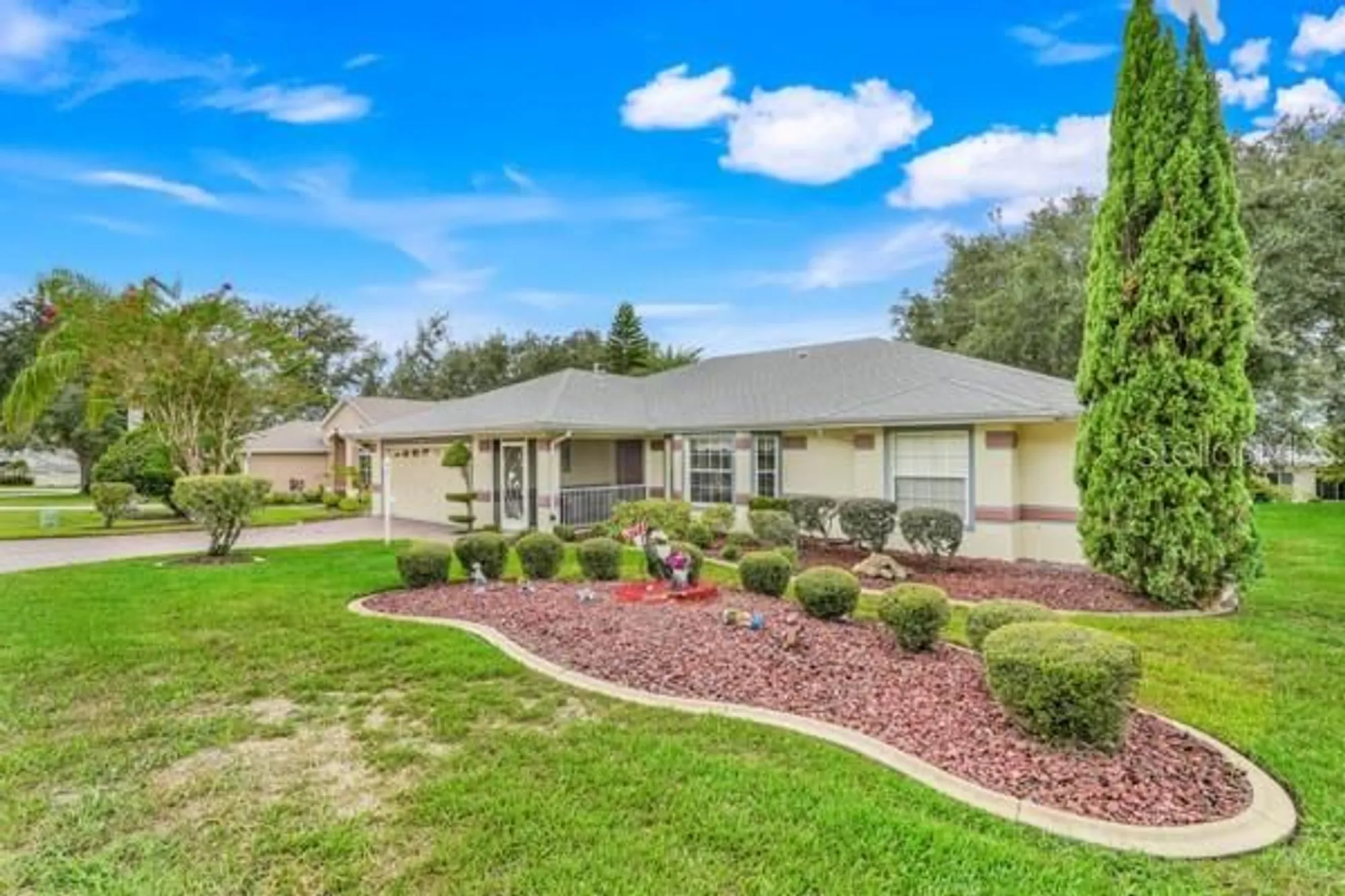 Property Slideshow image 3 of 43 | 4950 glen coe st, Leesburg, FL, 34748