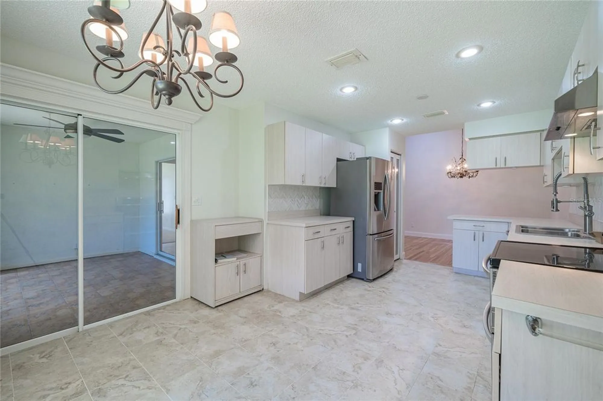 Property Slideshow image 24 of 39 | 607 manchester woods dr # 84, Sun City Center, FL, 33573