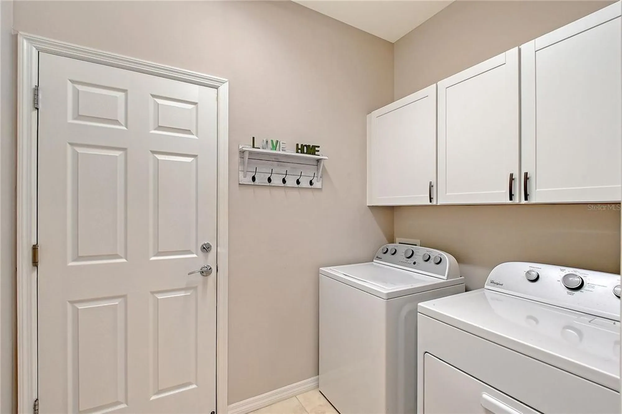 Property Slideshow image 30 of 69 | 1318 ballota ln, North Port, FL, 34289