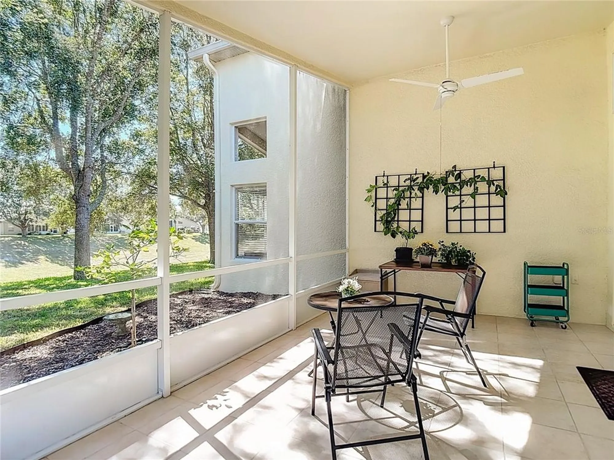 Property Slideshow image 36 of 48 | 456 greenwich cir, Spring Hill, FL, 34609