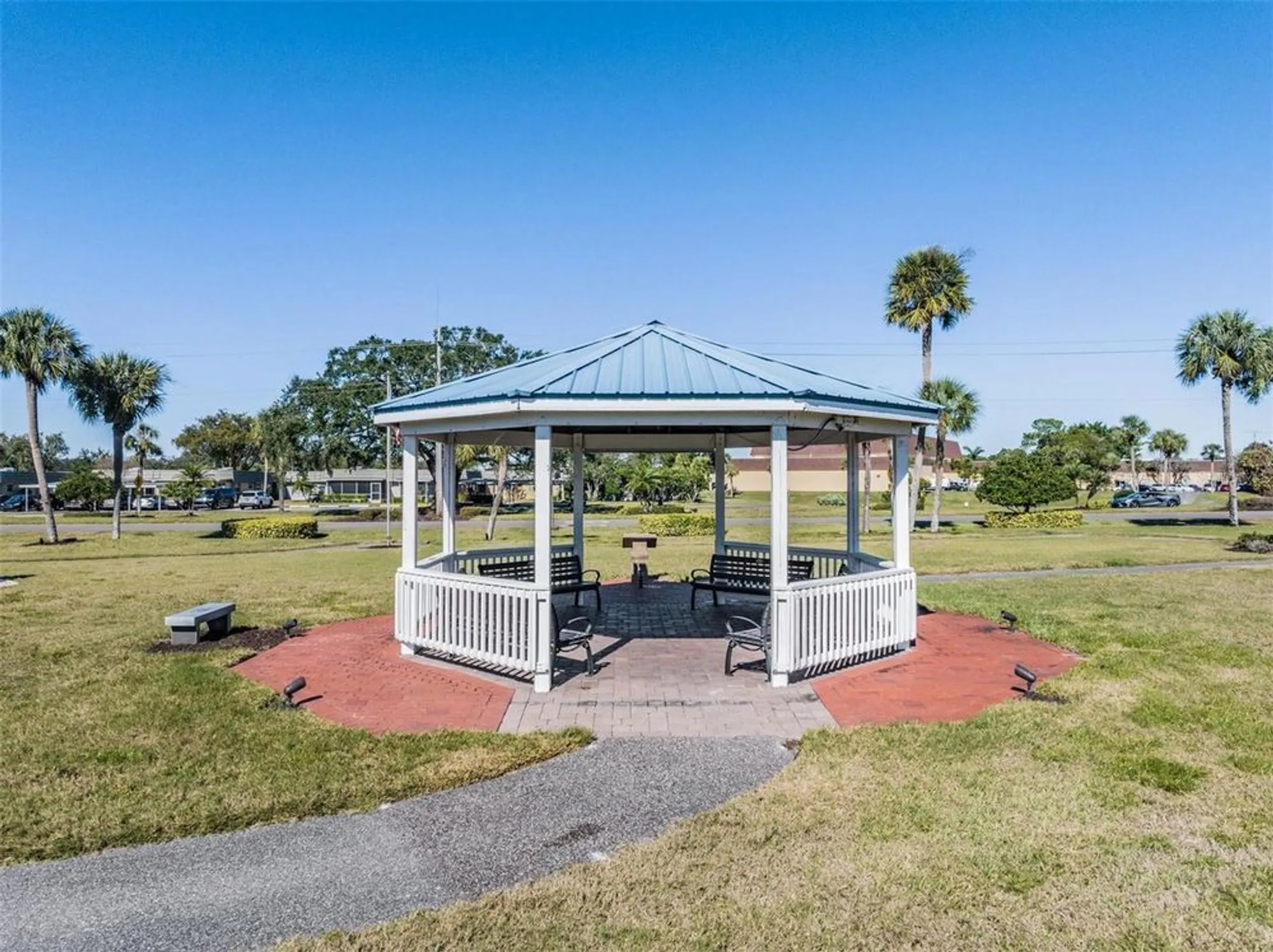 Property Slideshow image 53 of 62 | 2335 e del webb blvd, Sun City Center, FL, 33573