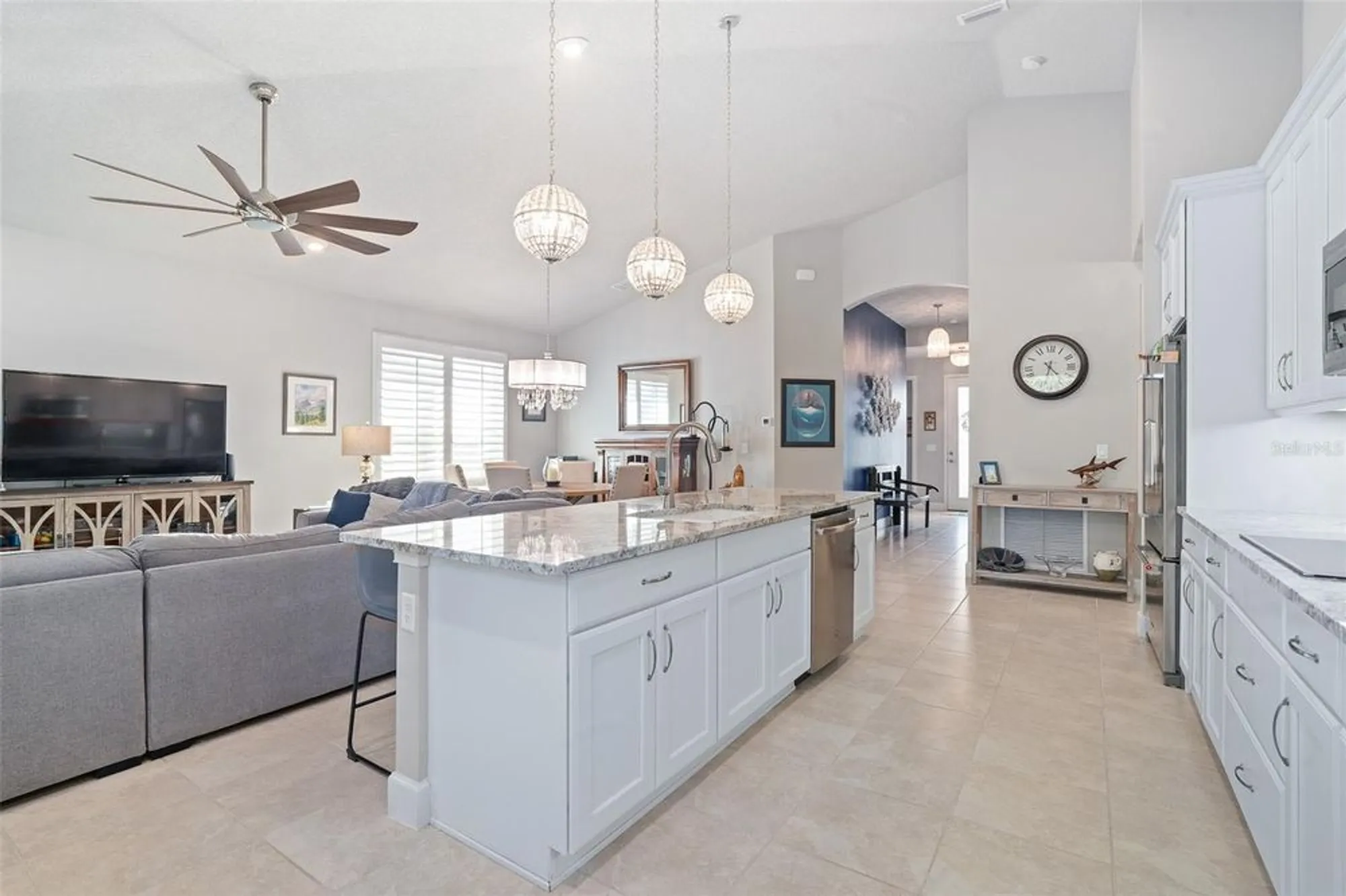 Property Slideshow image 16 of 65 | 823 creekwood dr, Ormond Beach, FL, 32174