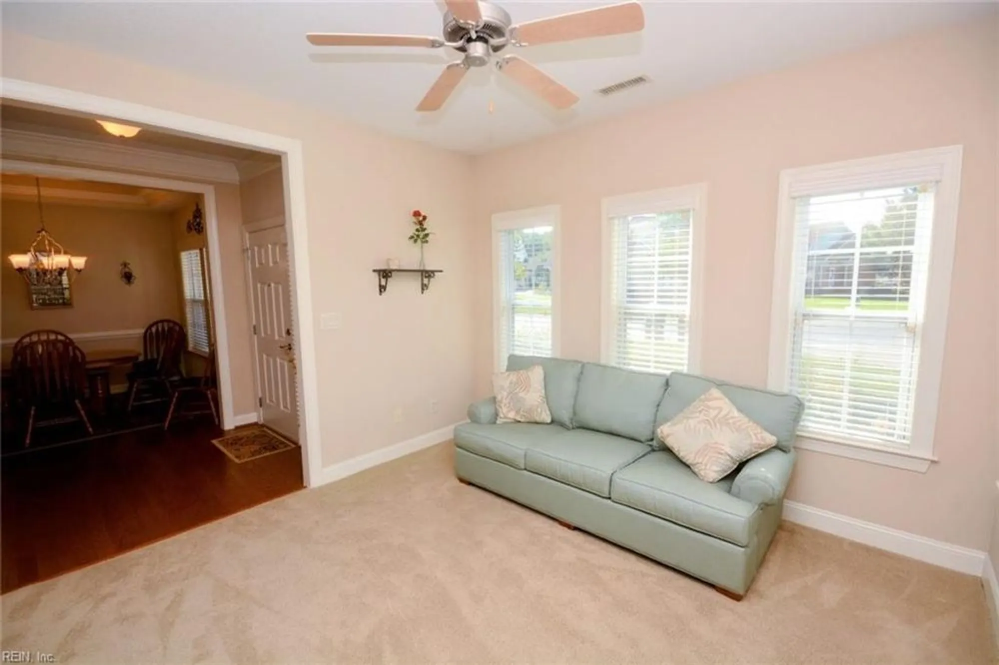 Property Slideshow image 19 of 41 | 1443 thistlewood ln, Chesapeake, VA, 23320