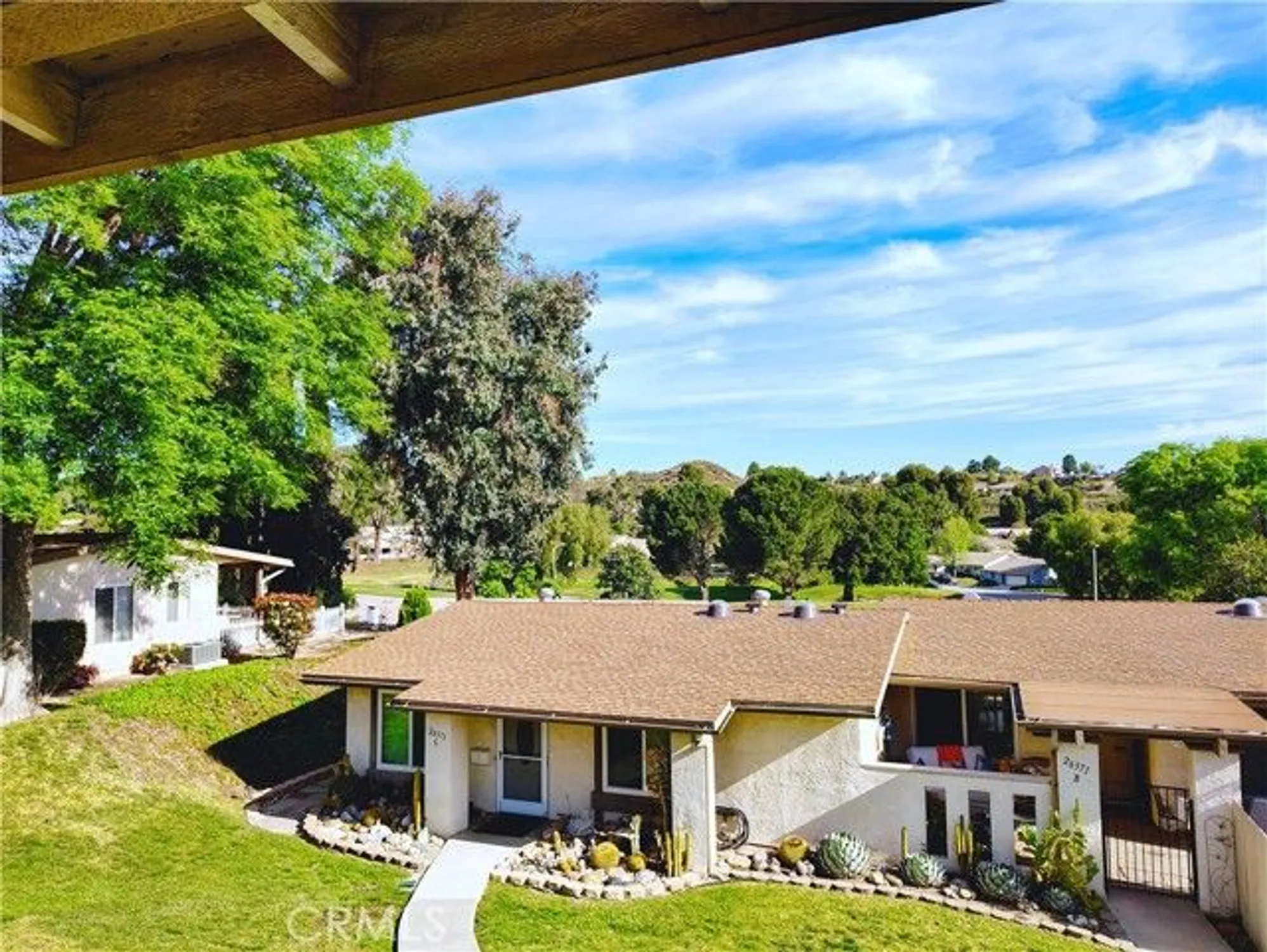 Property Slideshow image 6 of 35 | 26373 oak highland dr e, Newhall, CA, 91321