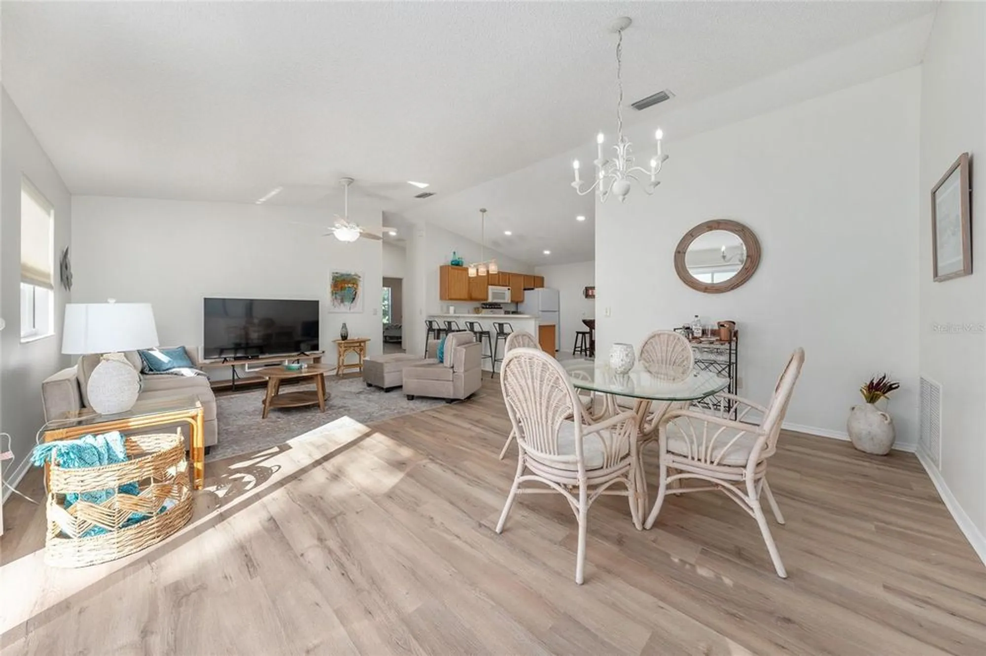 Property Slideshow image 2 of 34 | 16966 se 94th sunnybrook cir, The Villages, FL, 32162