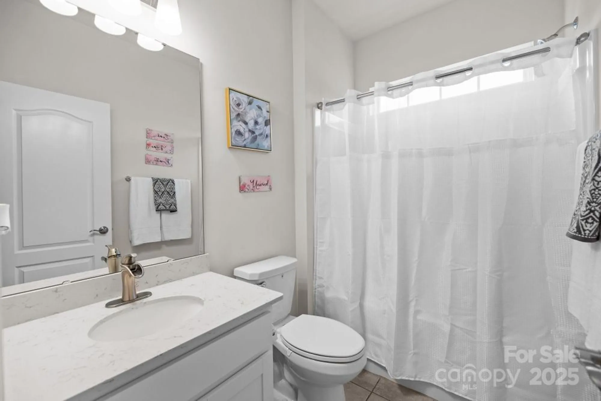 Property Slideshow image 17 of 25 | 16812 lookout landing ln, Charlotte, NC, 28278