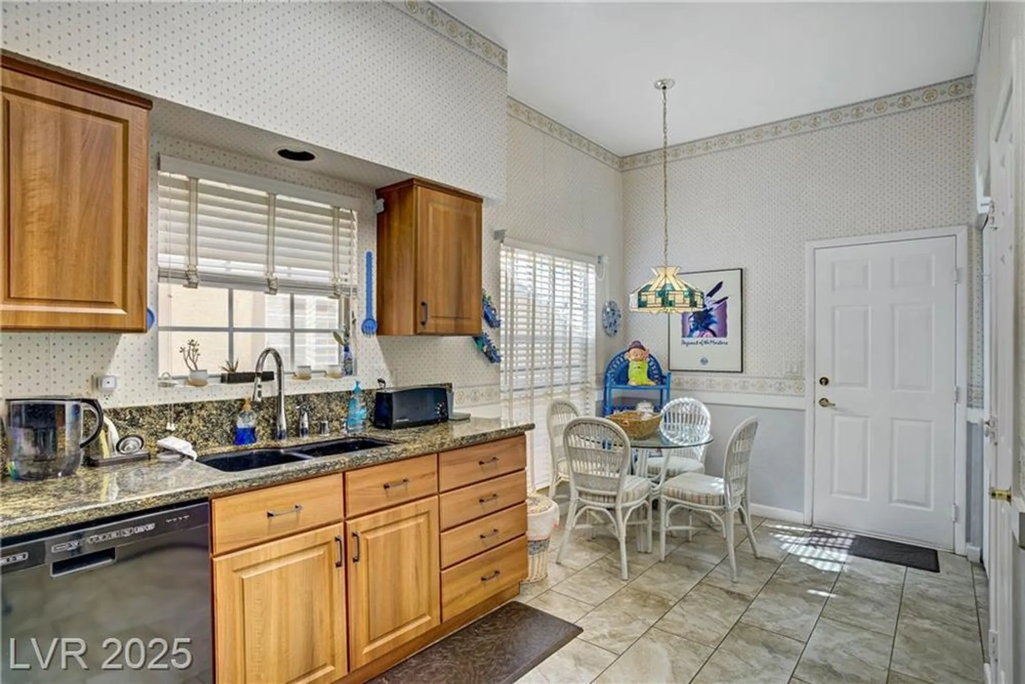 Property Slideshow image 7 of 29 | 5420 cove point dr, Las Vegas, NV, 89130