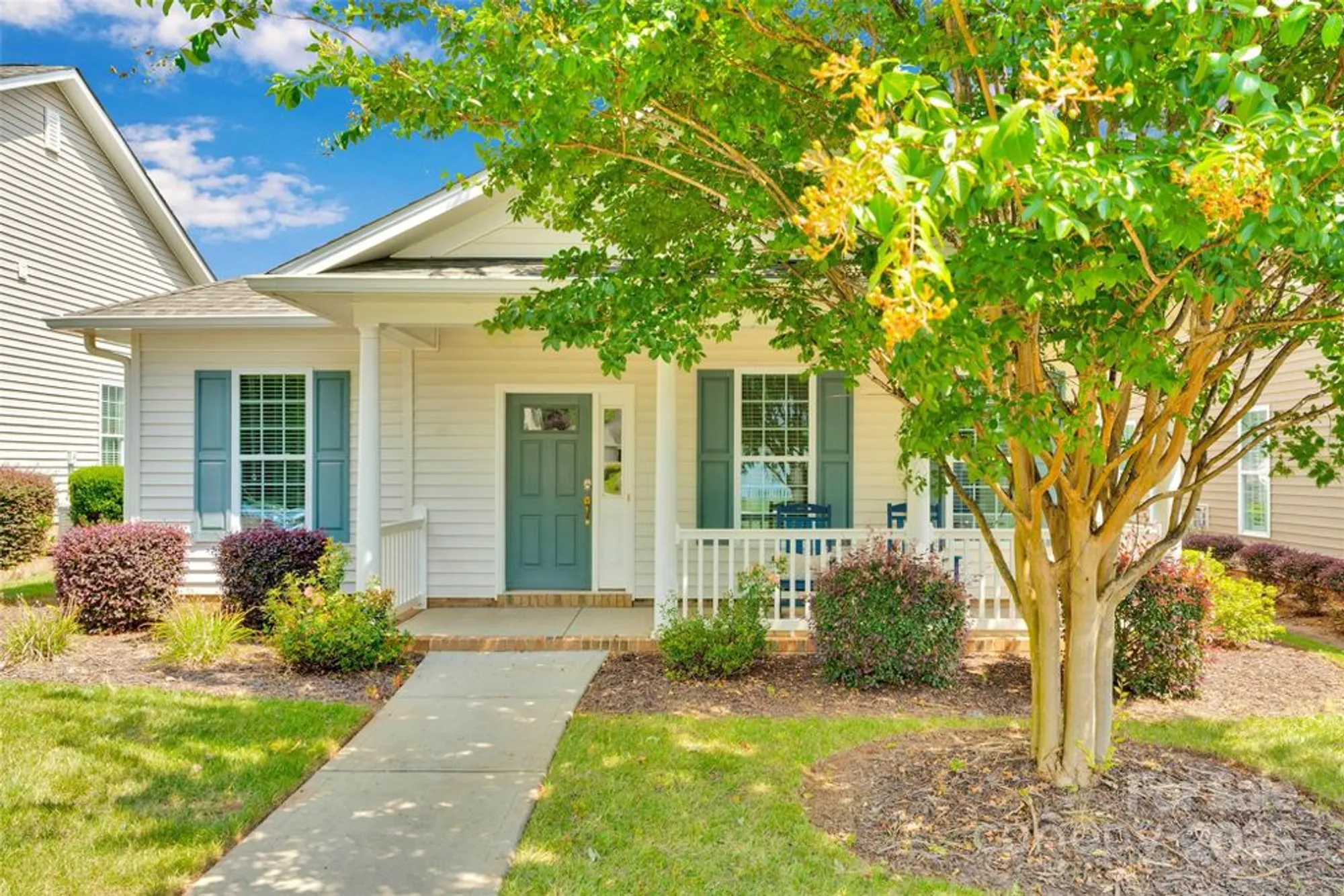 Property Slideshow image 1 of 29 | 13415 hazelbrook ln, Cornelius, NC, 28031