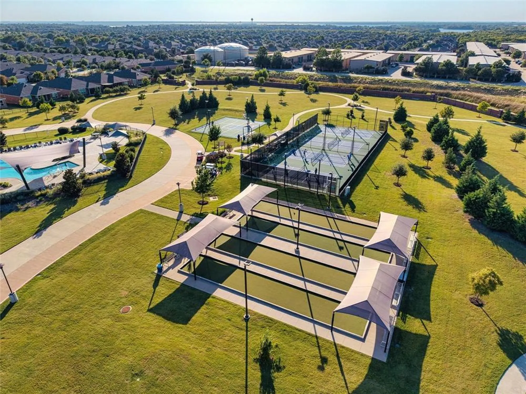 Property Slideshow image 36 of 38 | 2112 vista creek dr, Frisco, TX, 75036