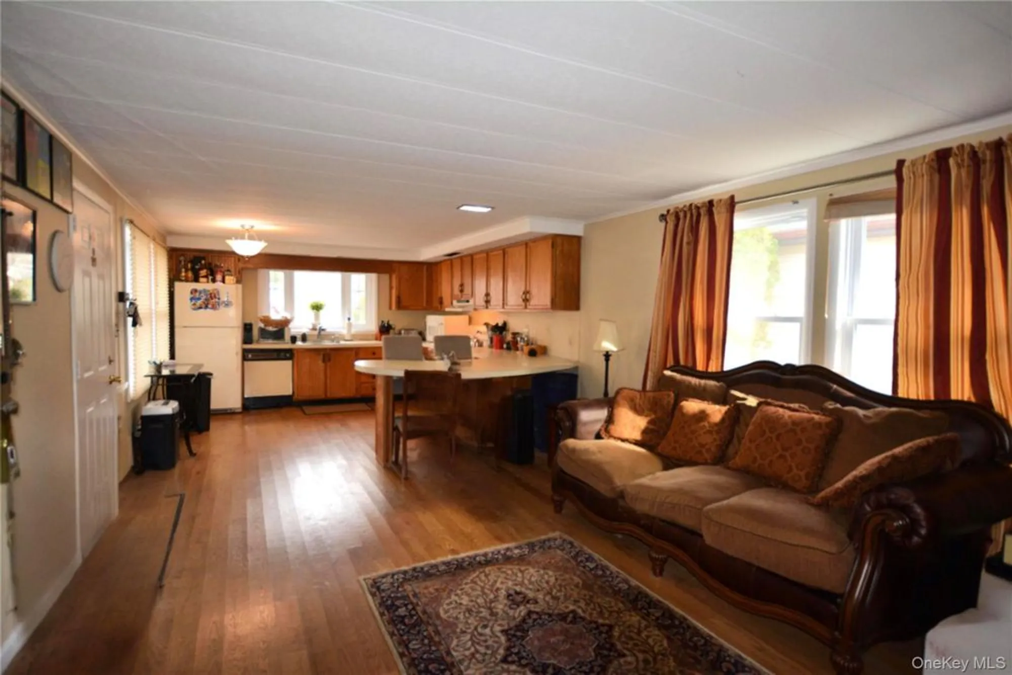 Property Slideshow image 6 of 25 | 19 dogwood ln, Manorville, NY, 11949