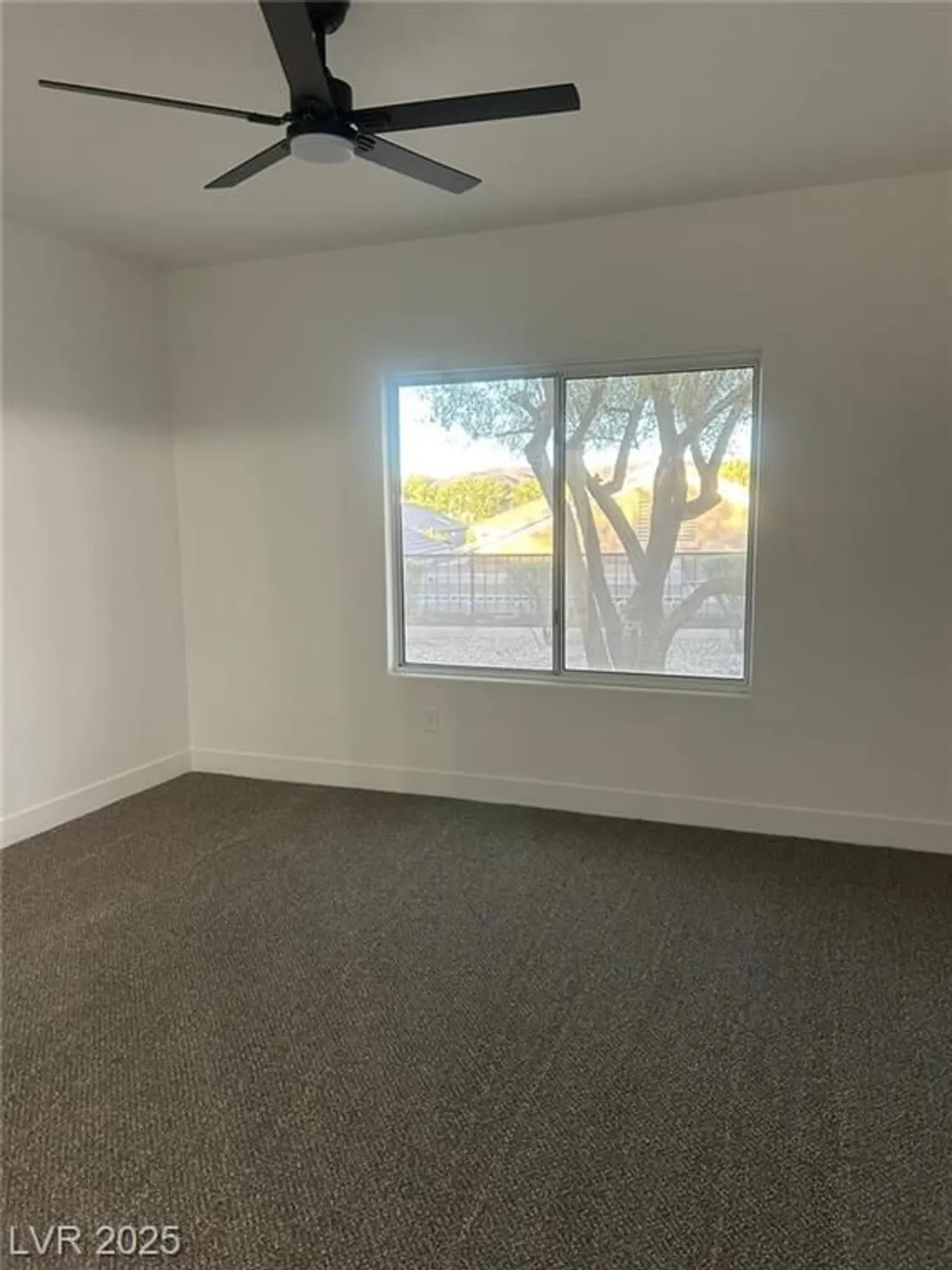 Property Slideshow image 17 of 22 | 1376 forlana dr, Henderson, NV, 89052