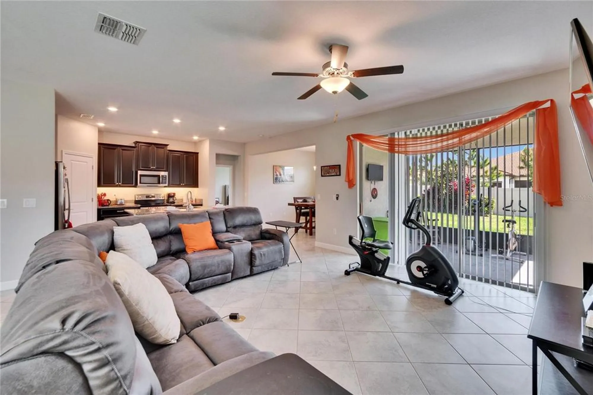 Property Slideshow image 19 of 98 | 16868 scuba crest st, Wimauma, FL, 33598