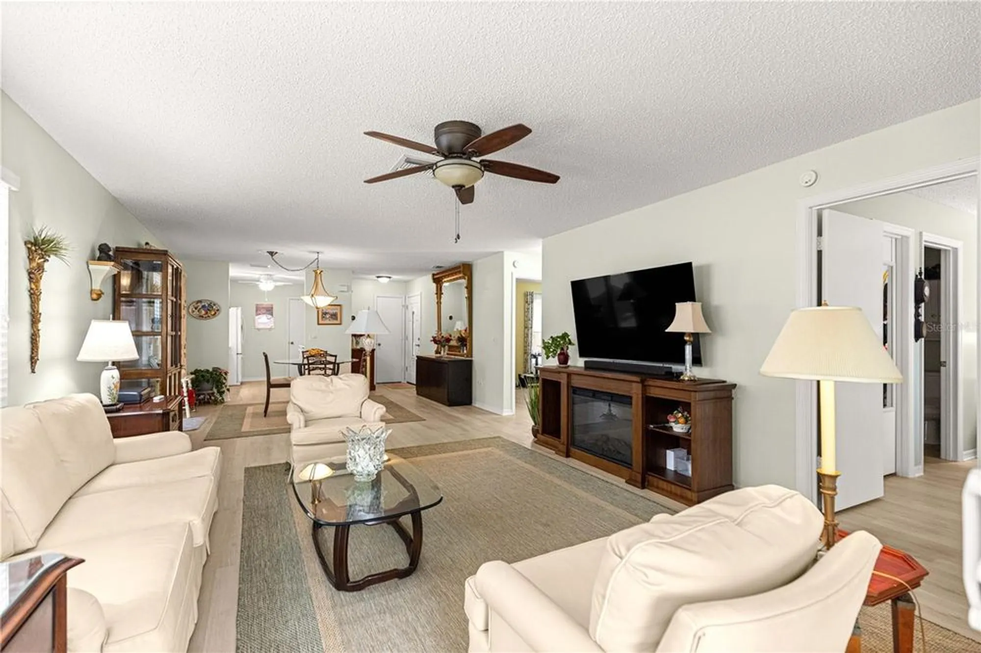 Property Slideshow image 6 of 31 | 729 hernandez dr, The Villages, FL, 32159