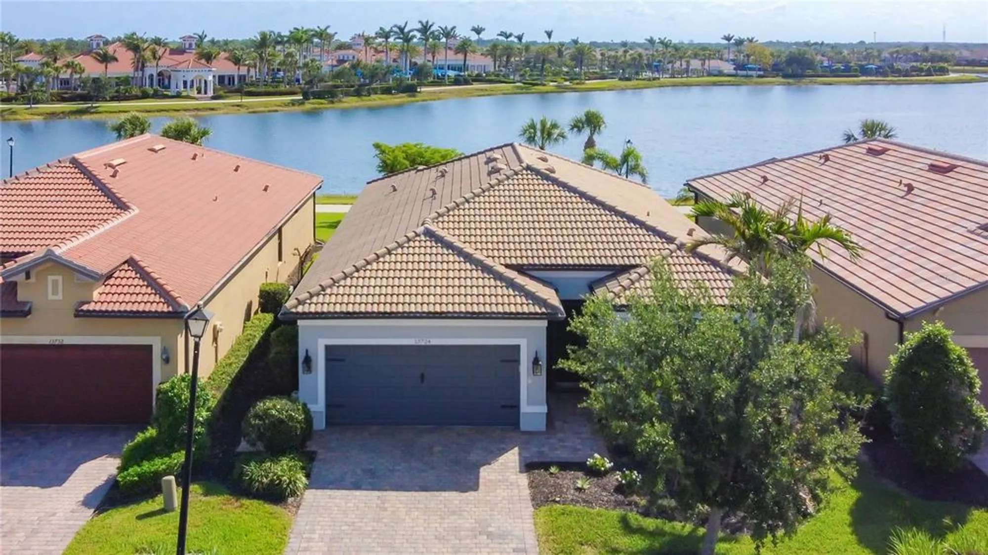 Property Slideshow image 1 of 99 | 13724 quinta st, Venice, FL, 34293