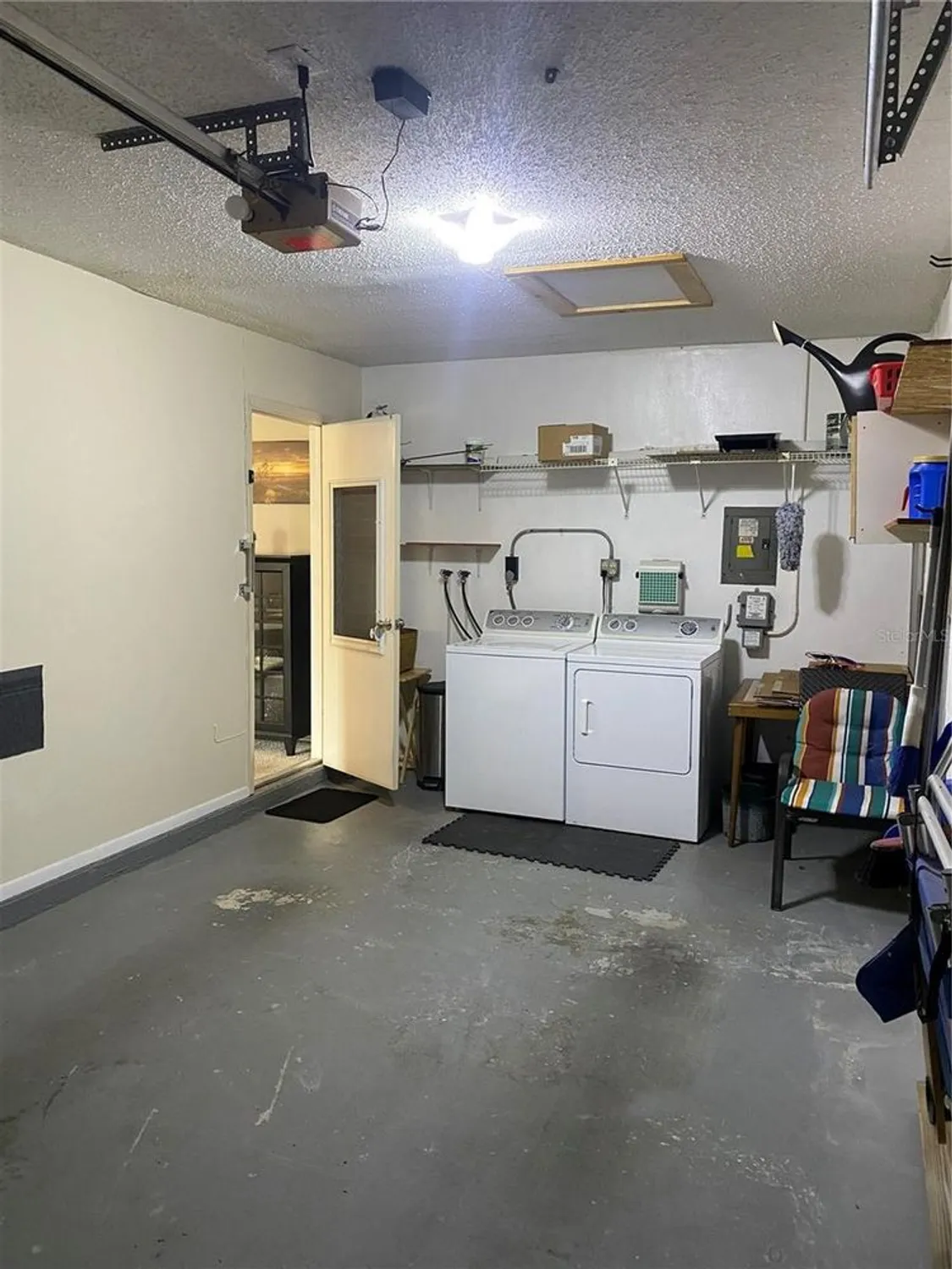 Property Slideshow image 30 of 38 | 832 cambridge ct, Dunedin, FL, 34698