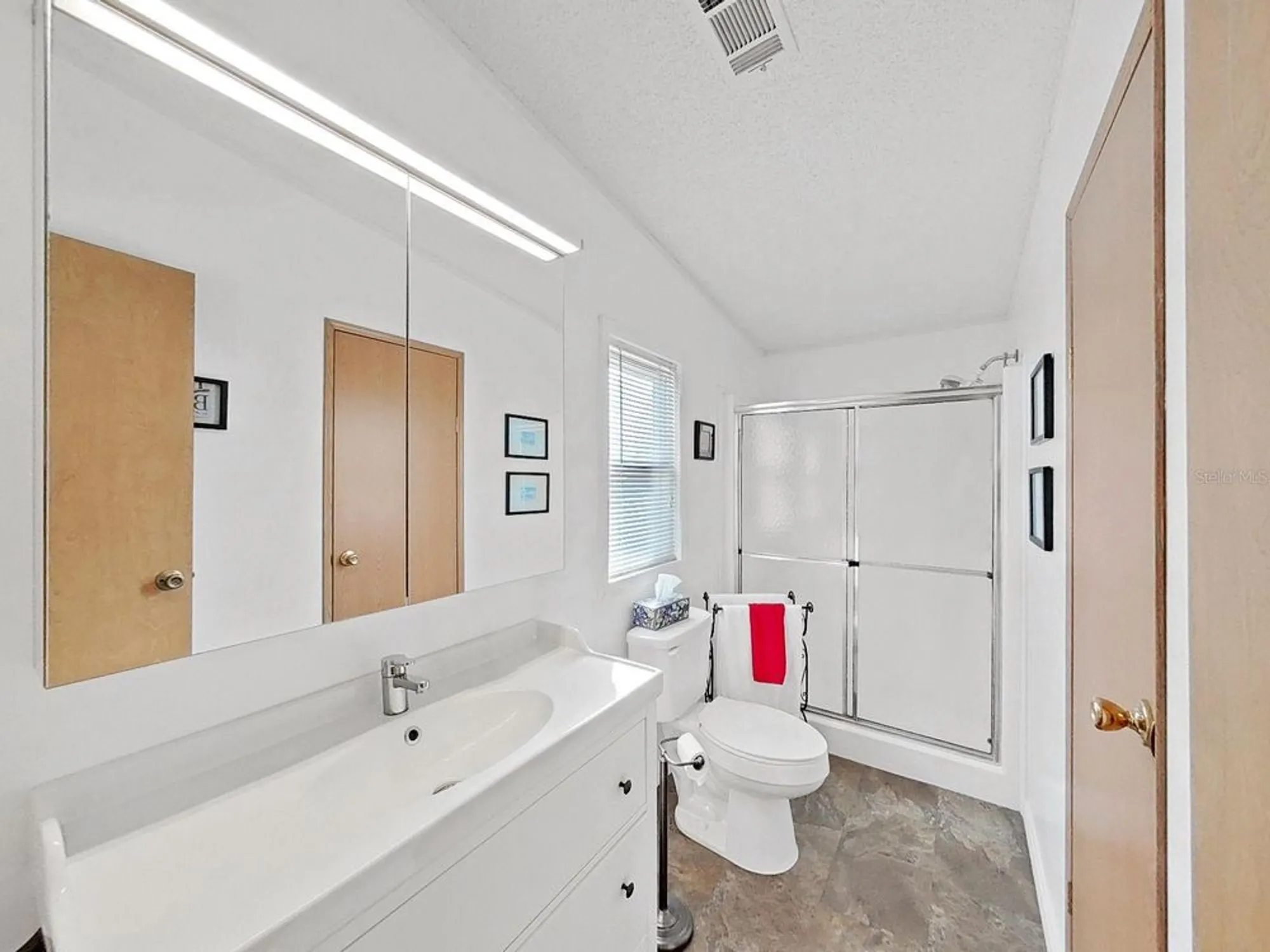 Property Slideshow image 25 of 44 | 1758 fox hill dr, Lakeland, FL, 33810