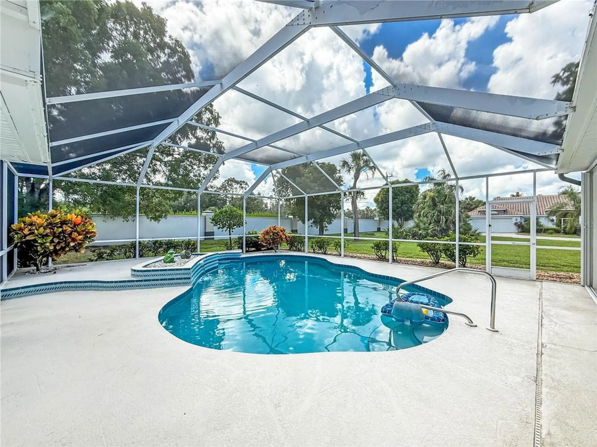 Property Slideshow image 29 of 48 | 24600 dolphin cove dr, Punta Gorda, FL, 33955