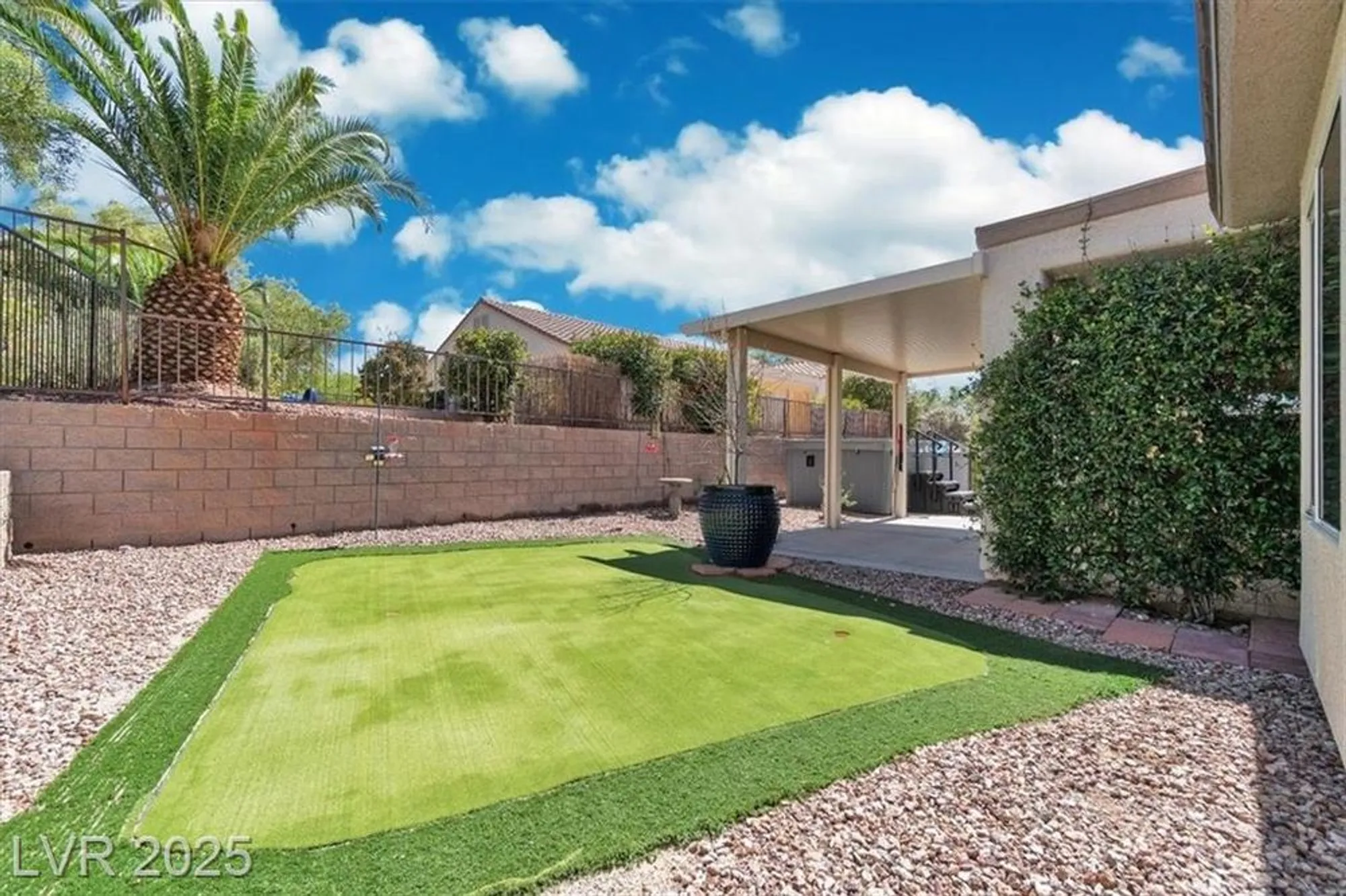 Property Slideshow image 26 of 36 | 2134 colvin run dr, Henderson, NV, 89052