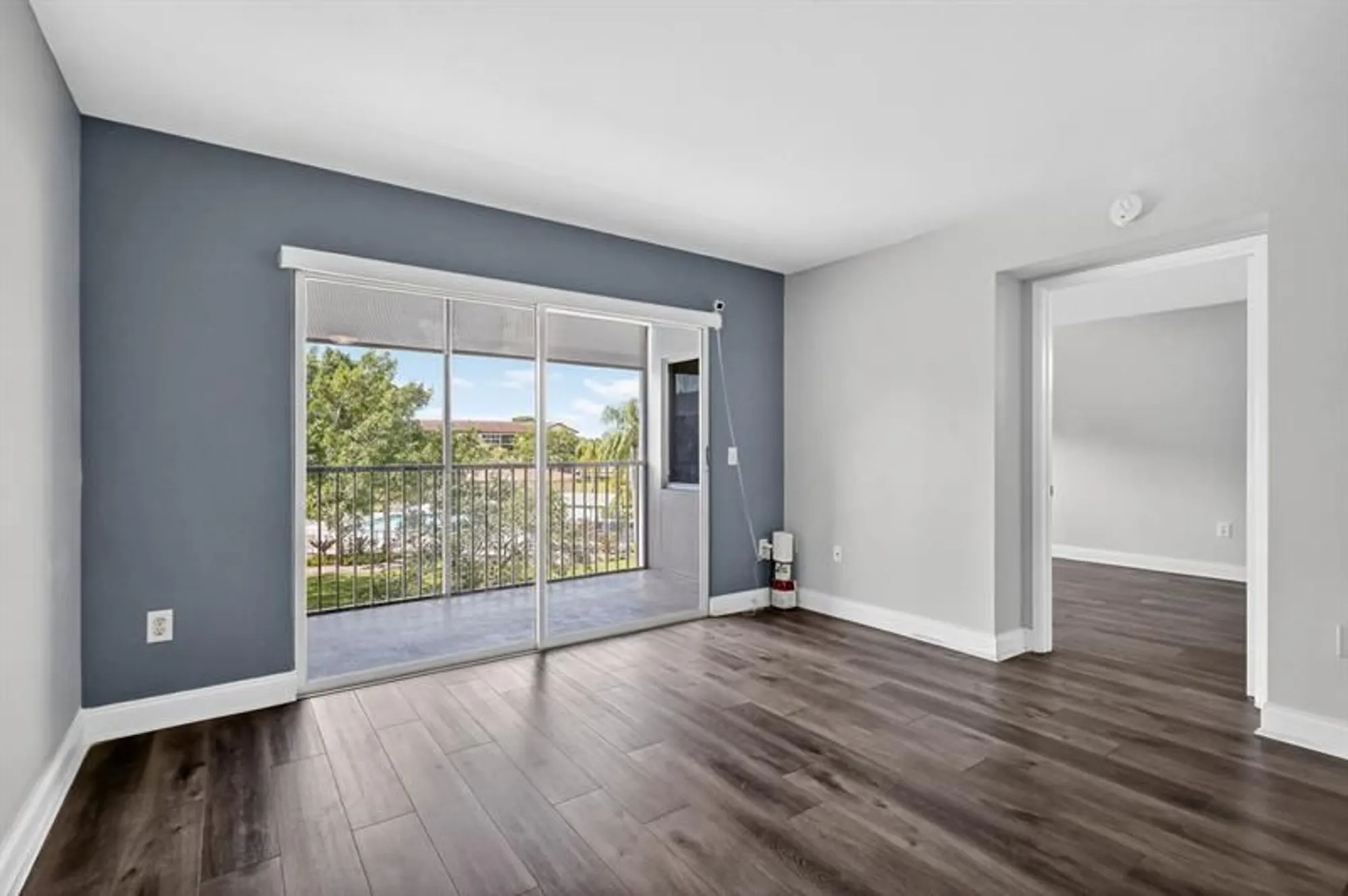 Property Slideshow image 21 of 39 | 1600 sw 127th way, Pembroke Pines, FL, 33027