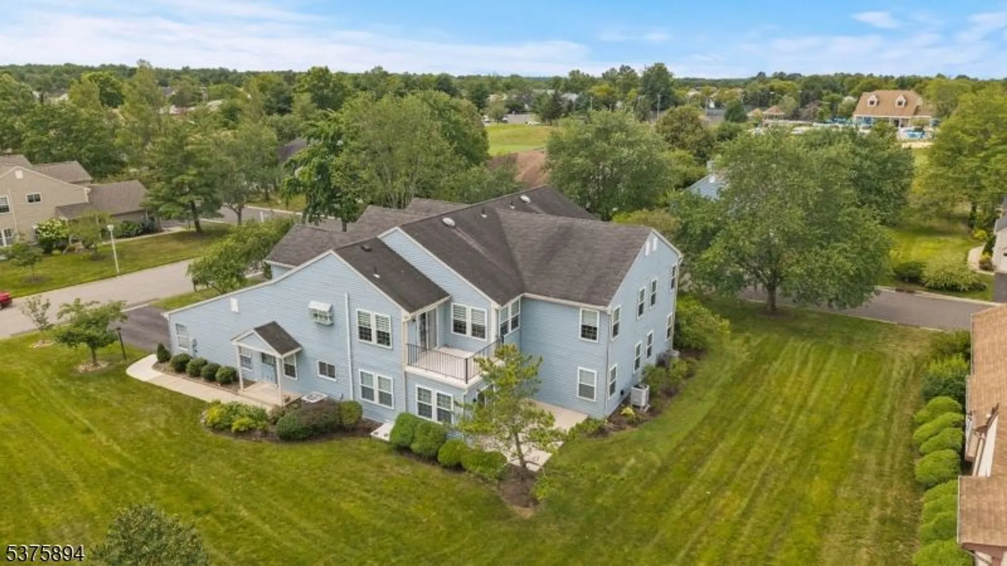 Property Slideshow image 2 of 19 | 20 dorchester dr, Monroe Twp, NJ, 08831