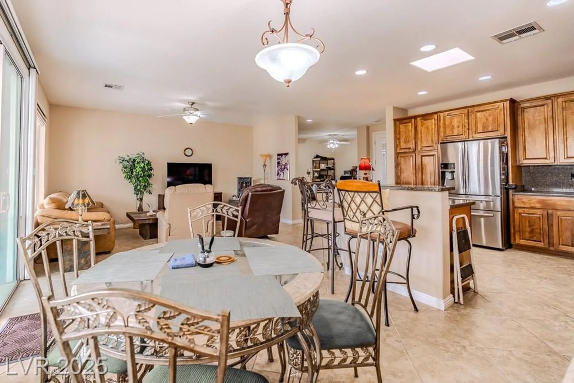 Property Slideshow image 9 of 65 | 5110 silenzio st, Las Vegas, NV, 89135