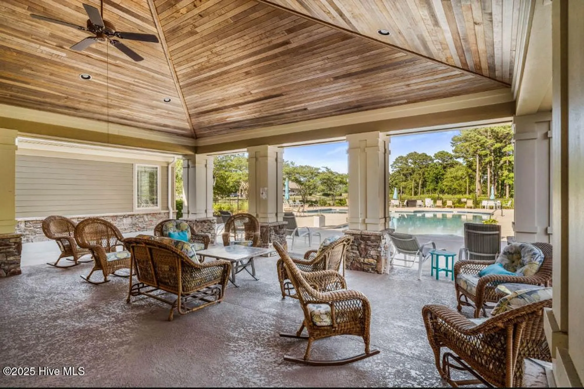 Property Slideshow image 68 of 71 | 433 crow creek dr, Calabash, NC, 28467