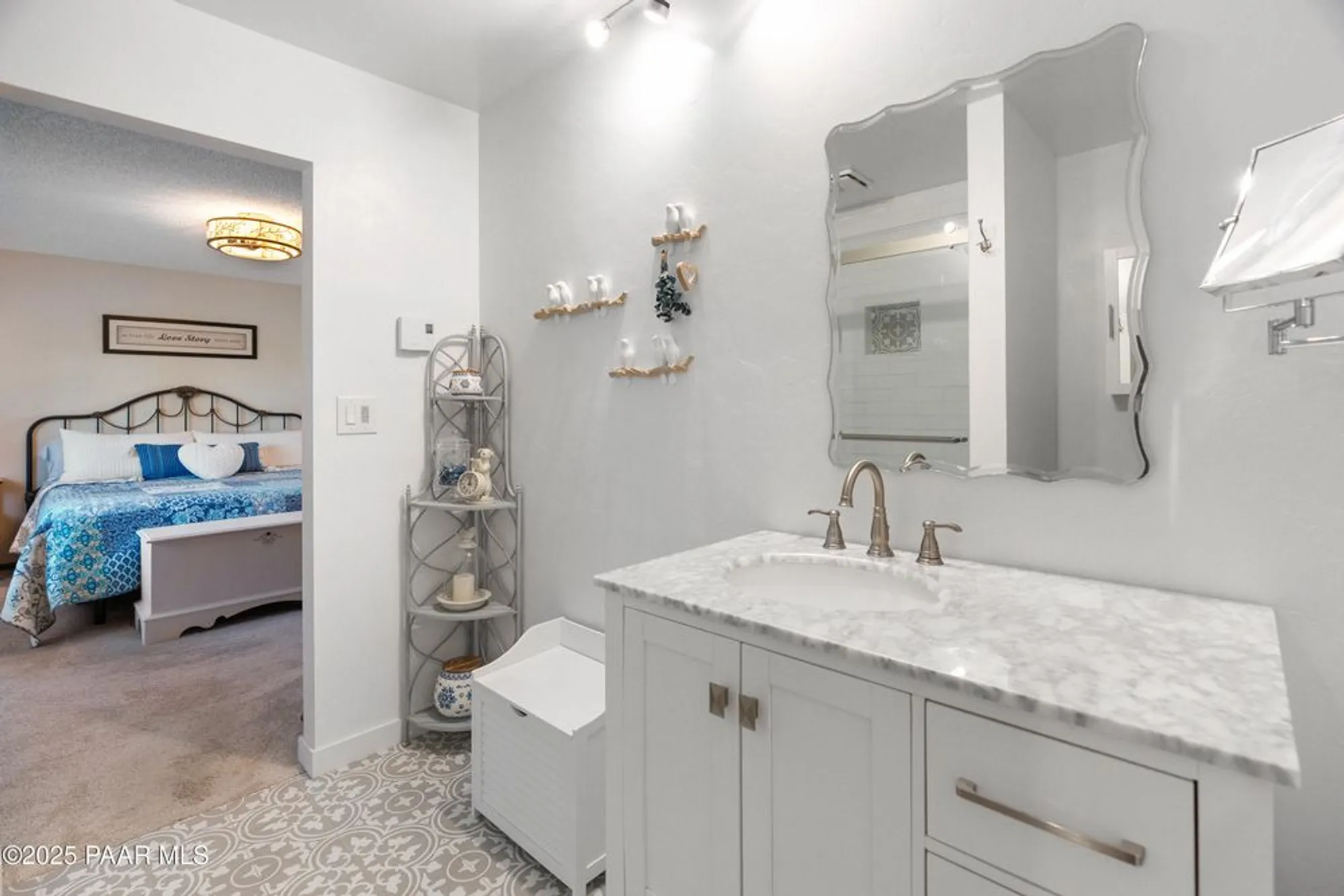 Property Slideshow image 21 of 45 | 722 sunrise blvd, Prescott, AZ, 86301