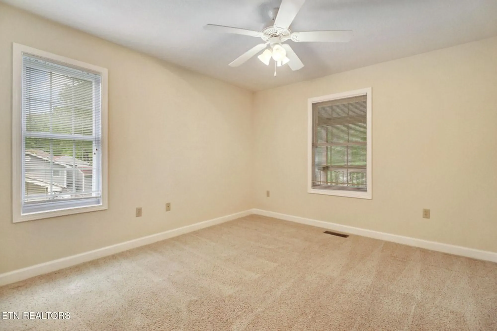 Property Slideshow image 20 of 24 | 348 lakeview dr, Crossville, TN, 38558