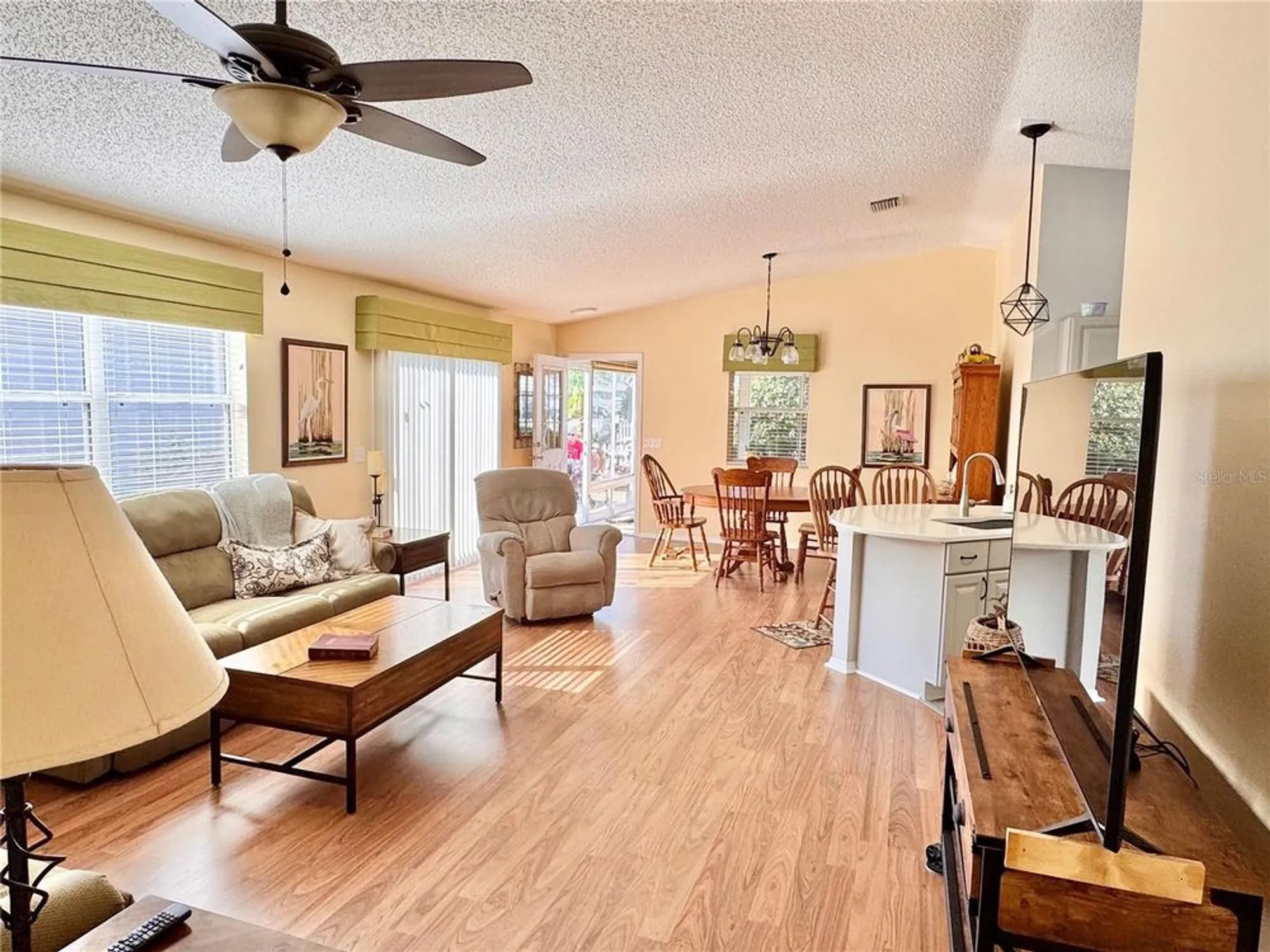 Property Slideshow image 16 of 28 | 2507 everwood ct, The Villages, FL, 32162