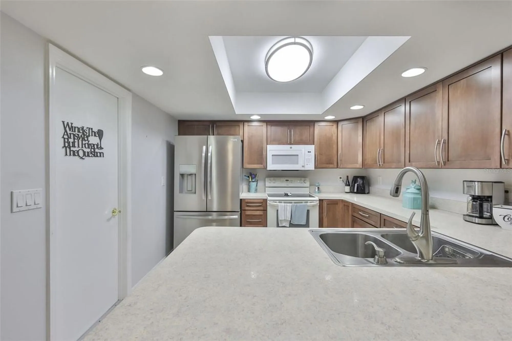 Property Slideshow image 9 of 94 | 2034 hawkhurst cir # 178, Sun City Center, FL, 33573