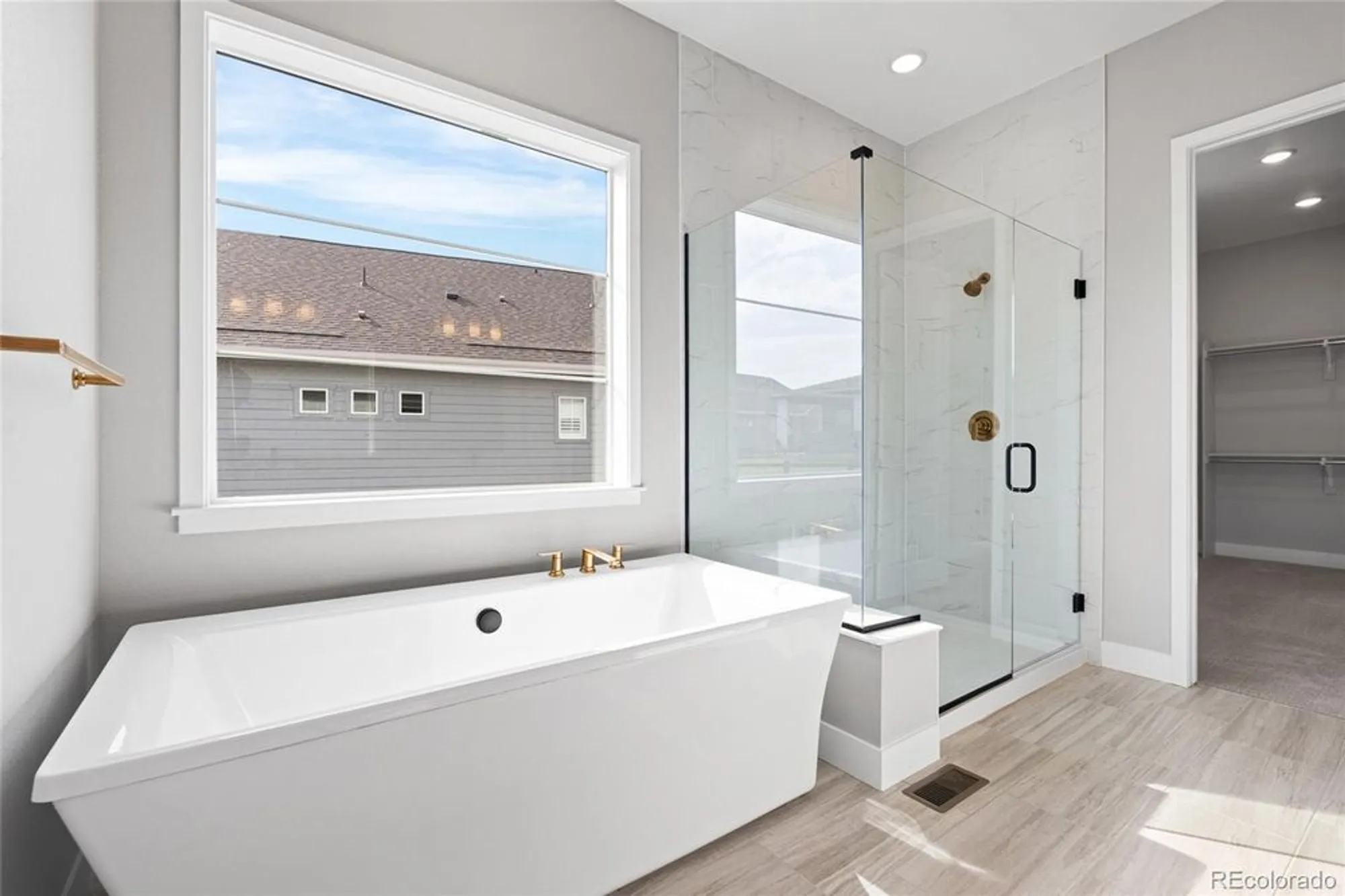 Property Slideshow image 26 of 37 | 8871 s quemoy st, Aurora, CO, 80016